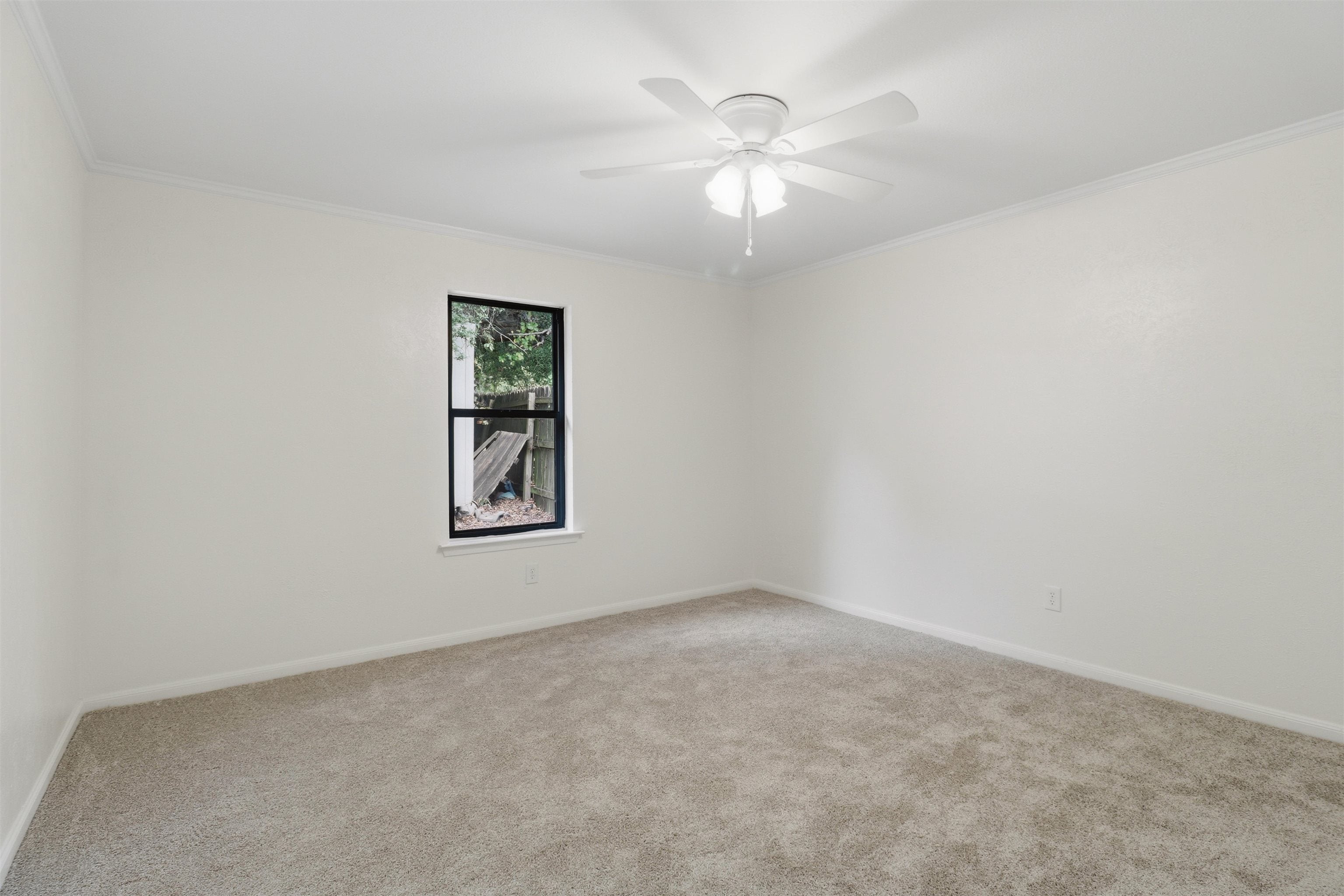 13 John Robert Ct — photo