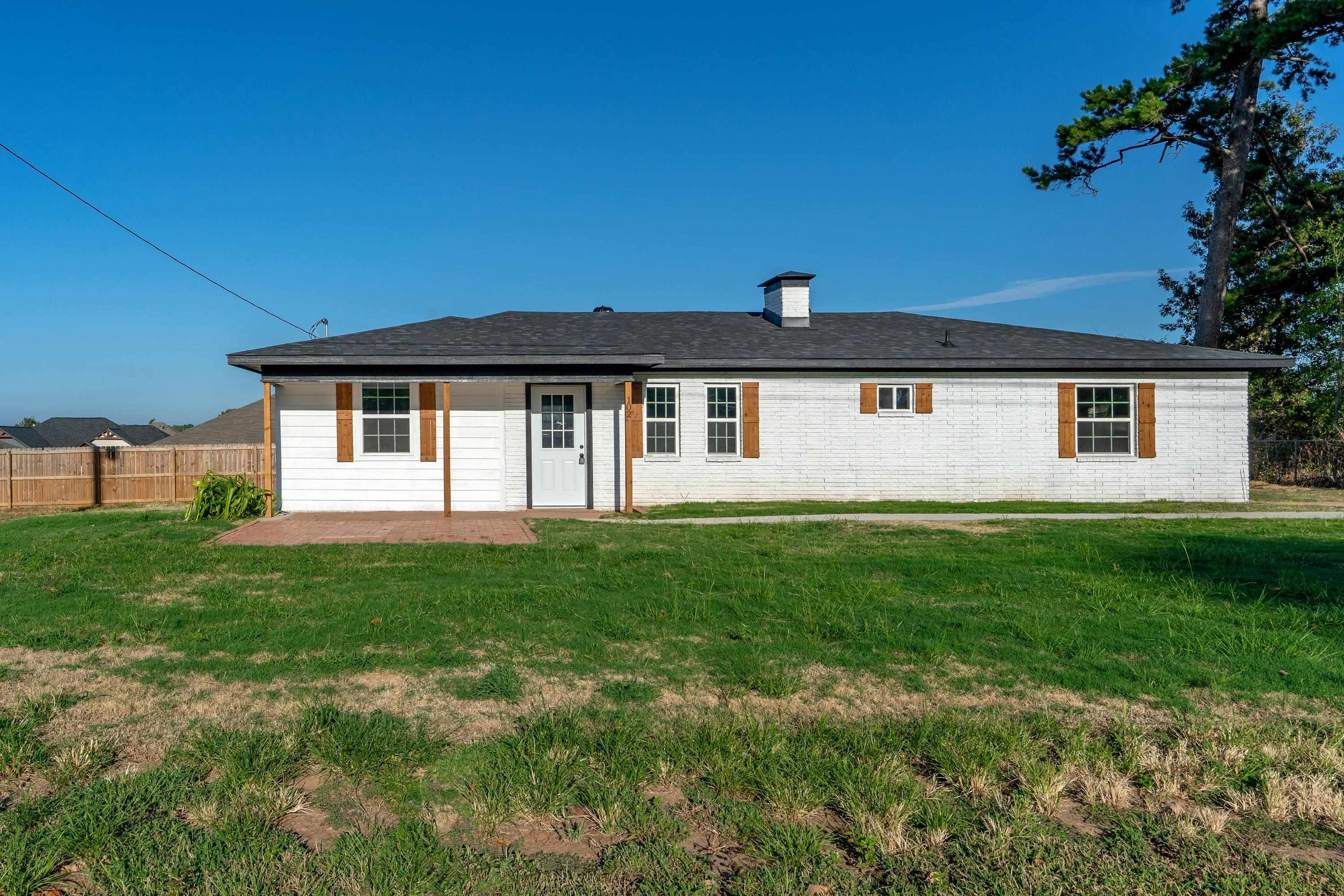 102 Tracy Lynn — photo