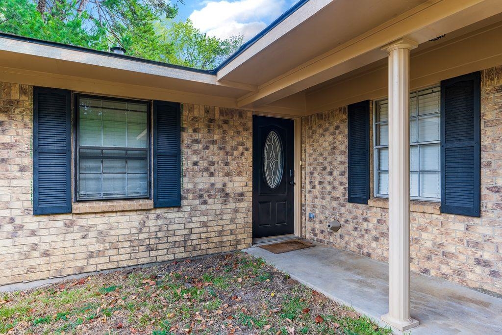 2005 Lancaster, Marshall, TX 75672 — photo 2