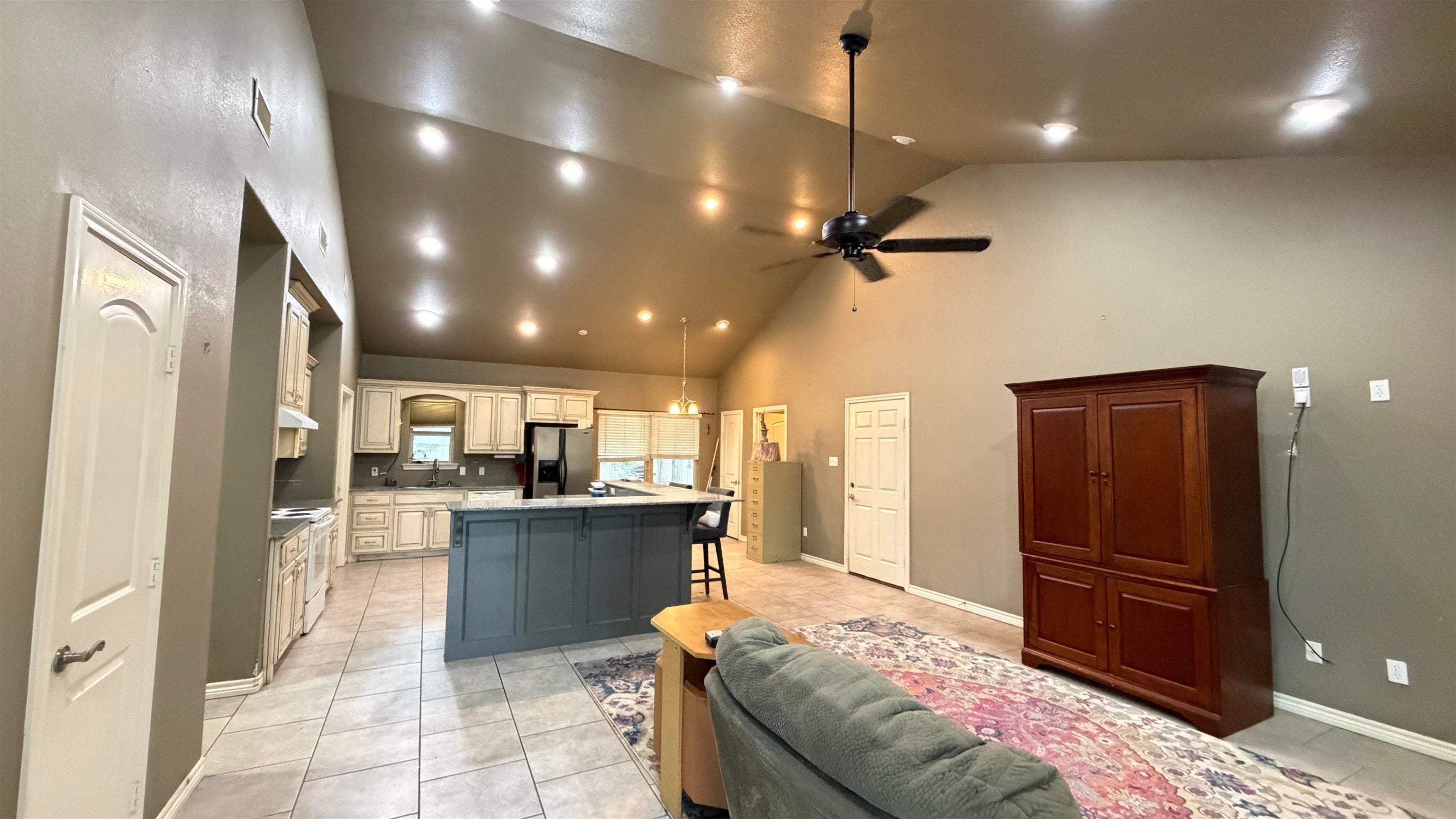 206 E Rowe, Longview, TX 75605 — photo 2
