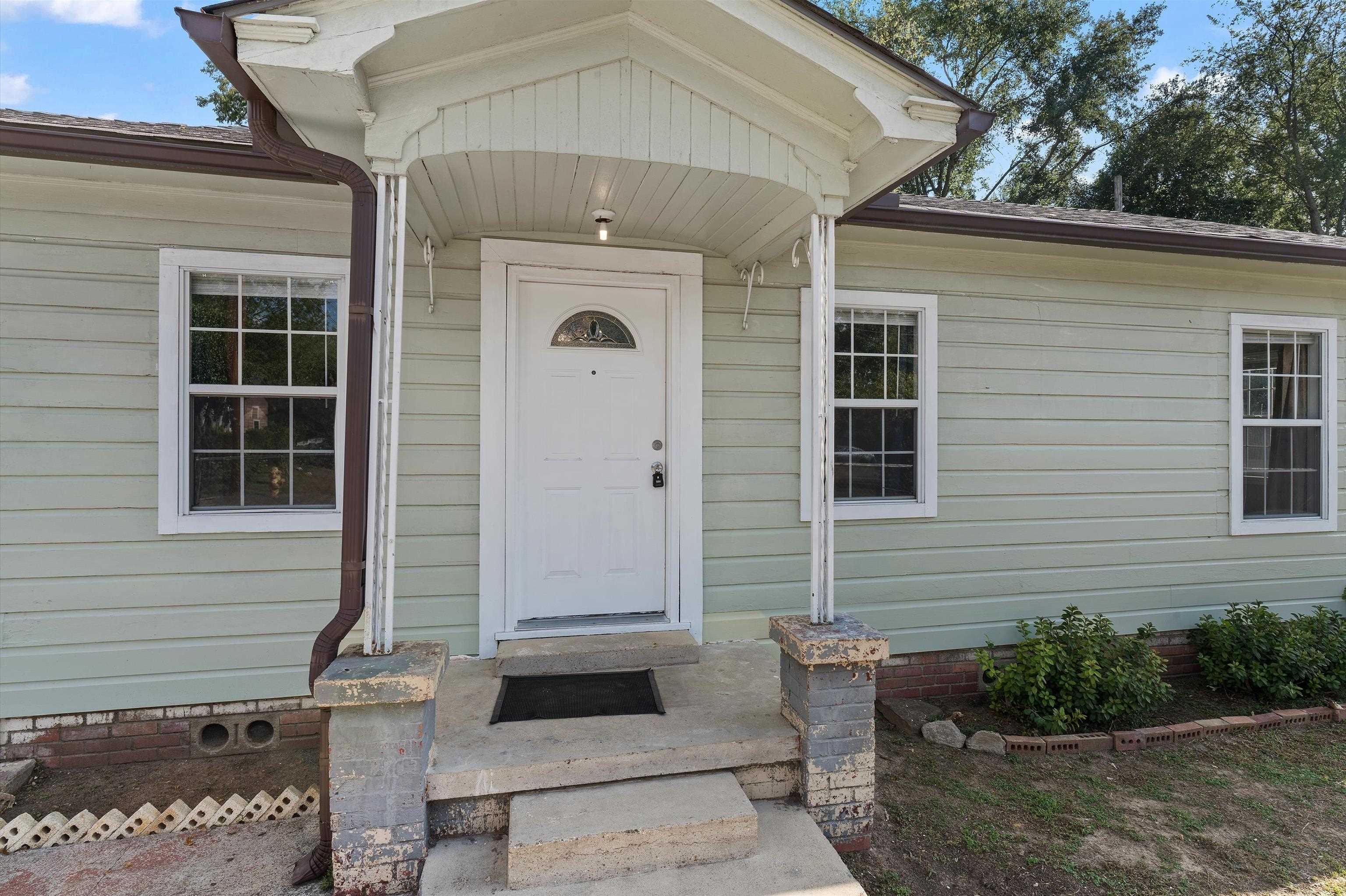716 Ridgelea, Longview, TX 75602 — photo 2