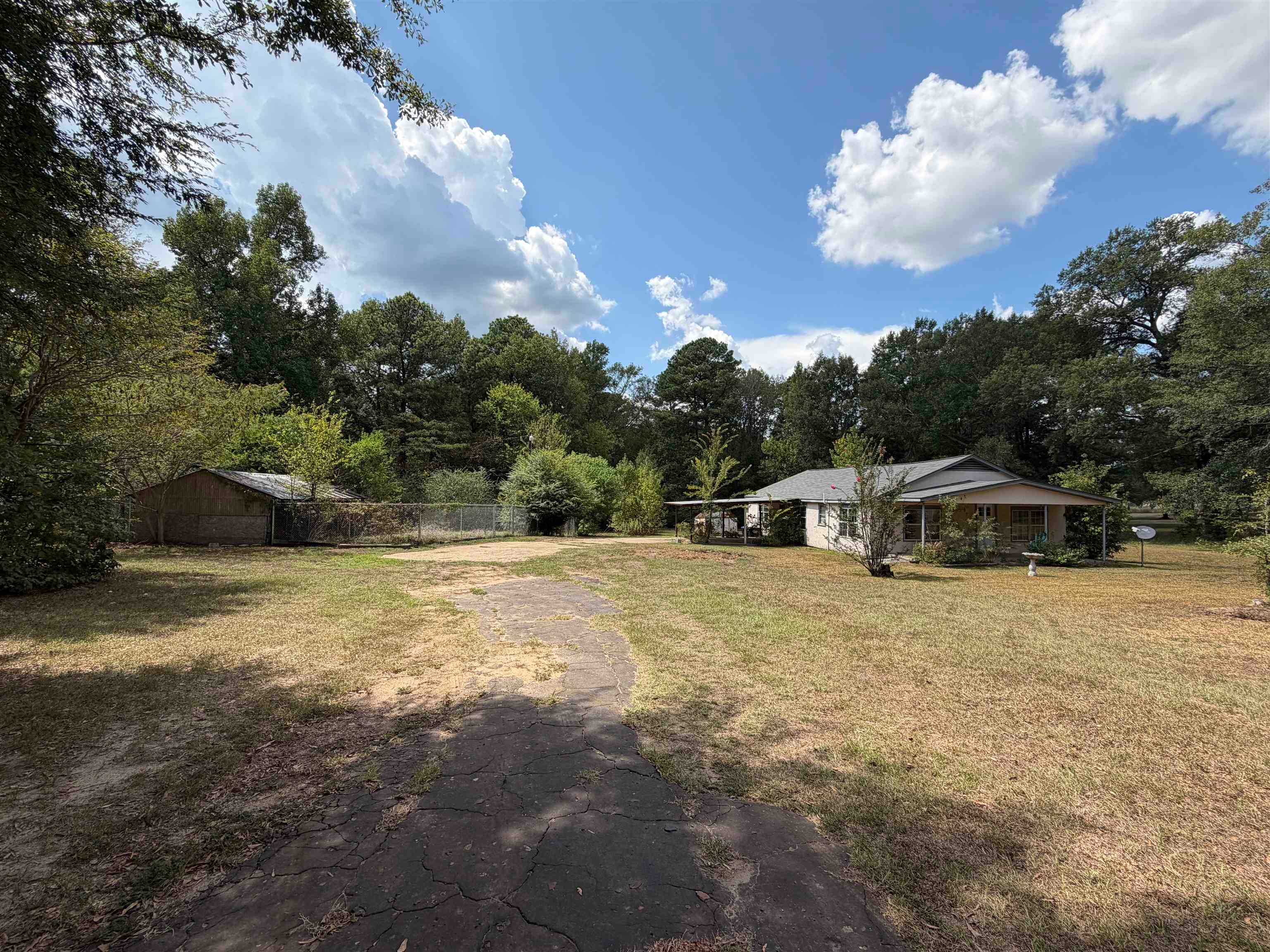 2725 Lafamo Rd — photo