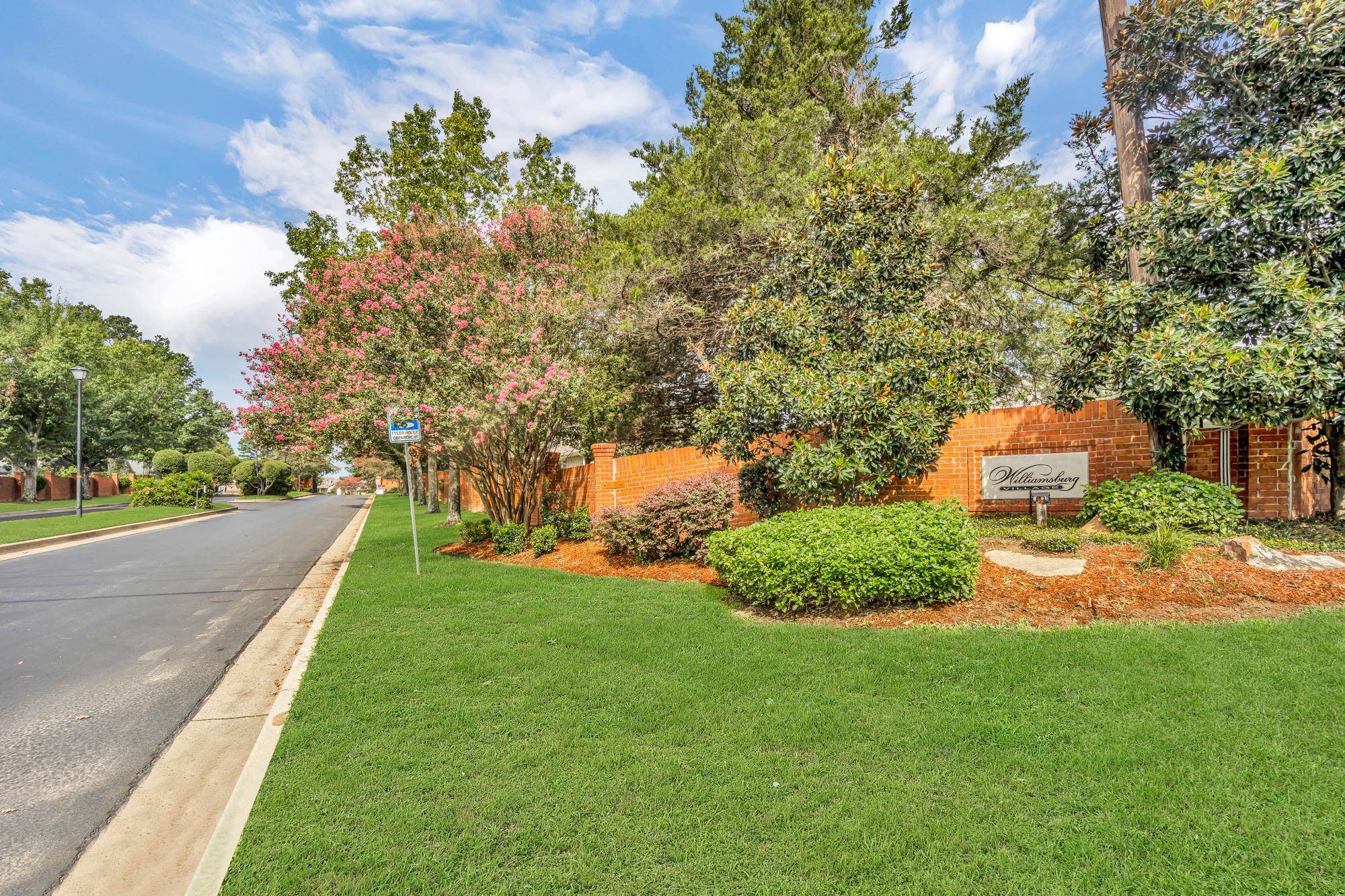 5718 Gloucester Drive — photo