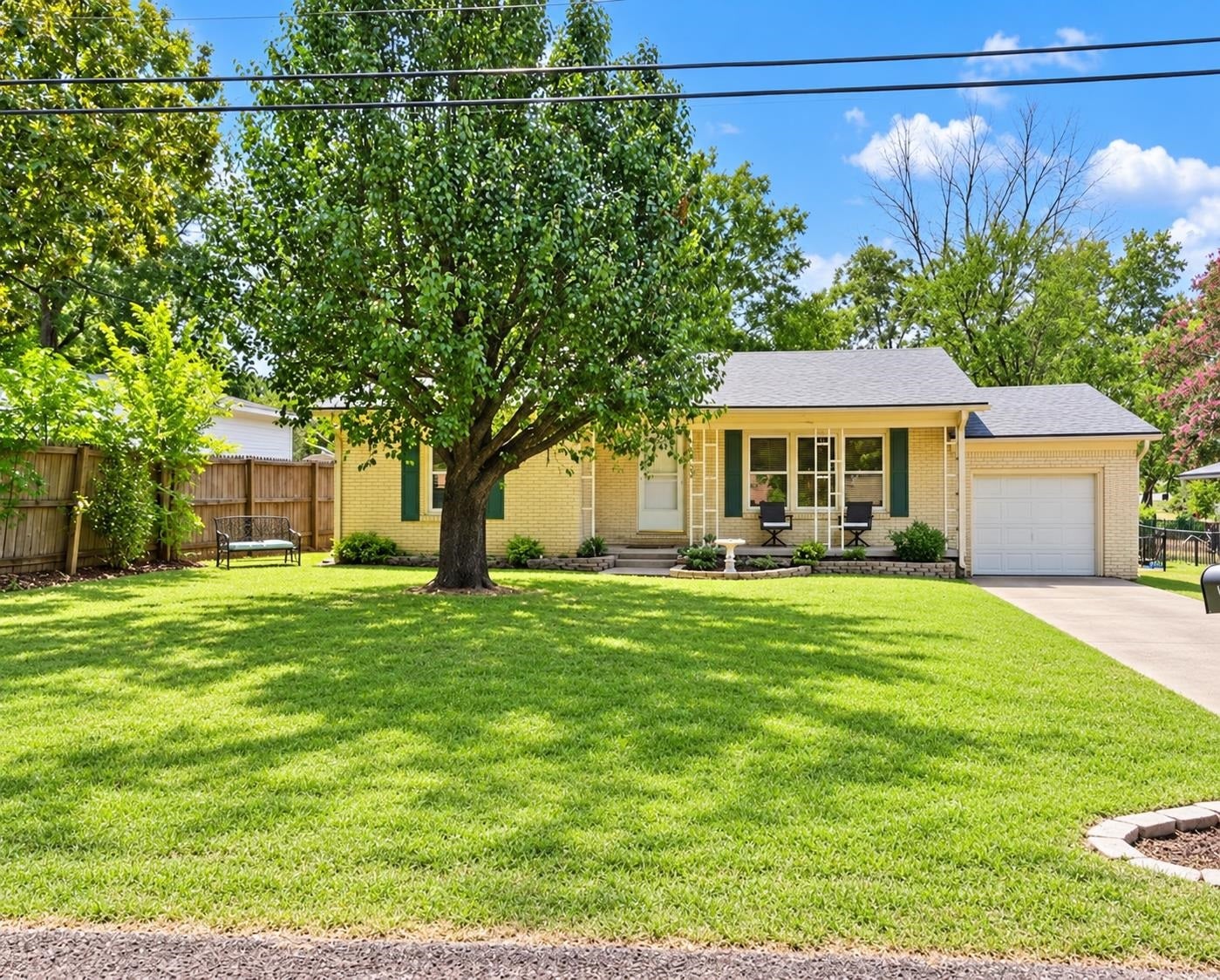 134 W Ann Dr — photo