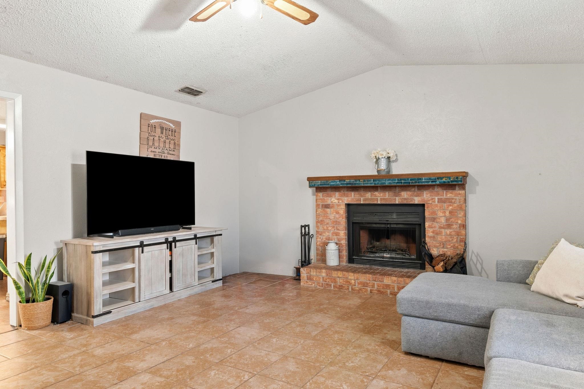 3733 Dowell Drive, Longview, TX 75604 — photo 3