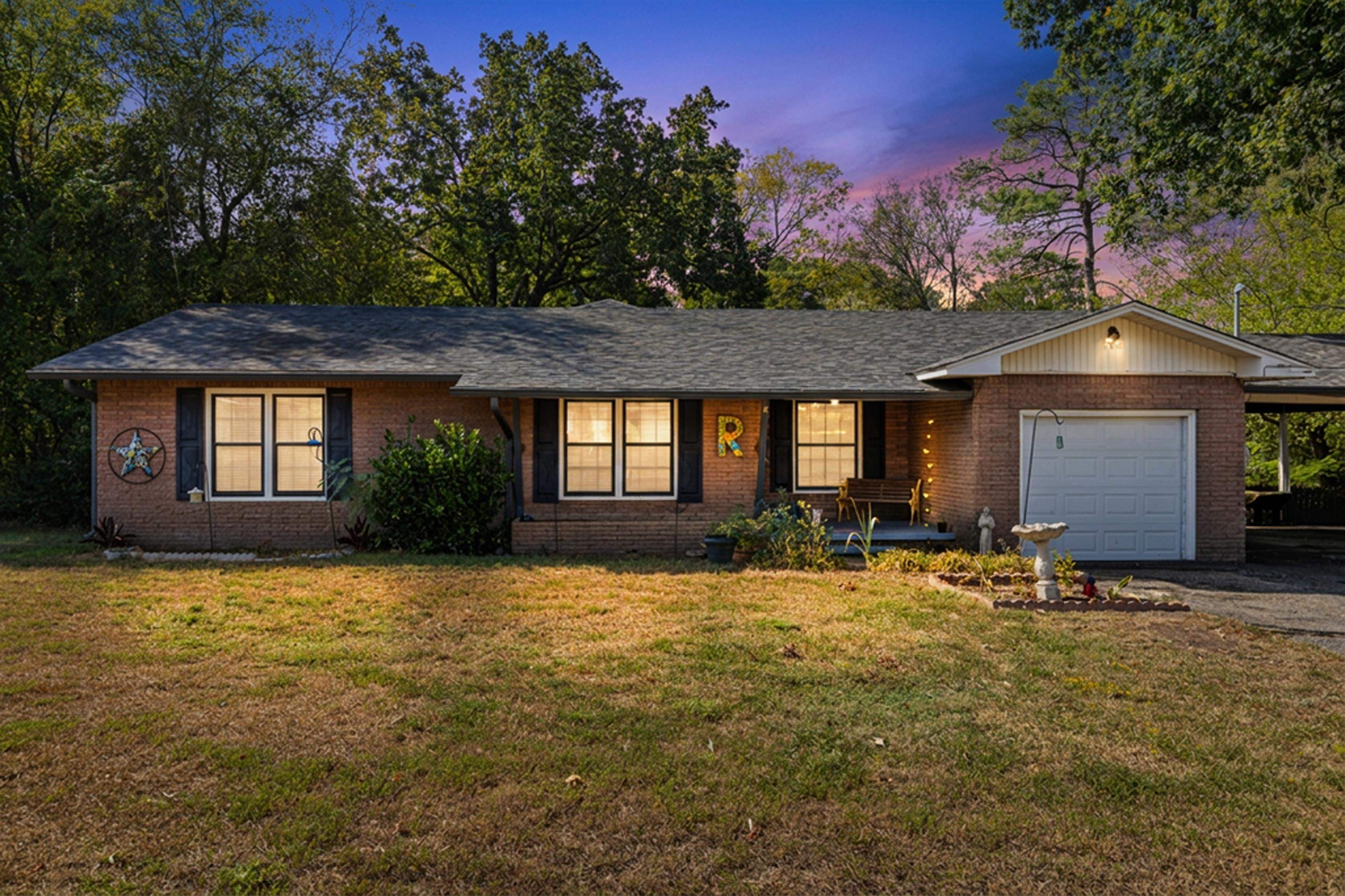 106 Suzanne Drive — photo