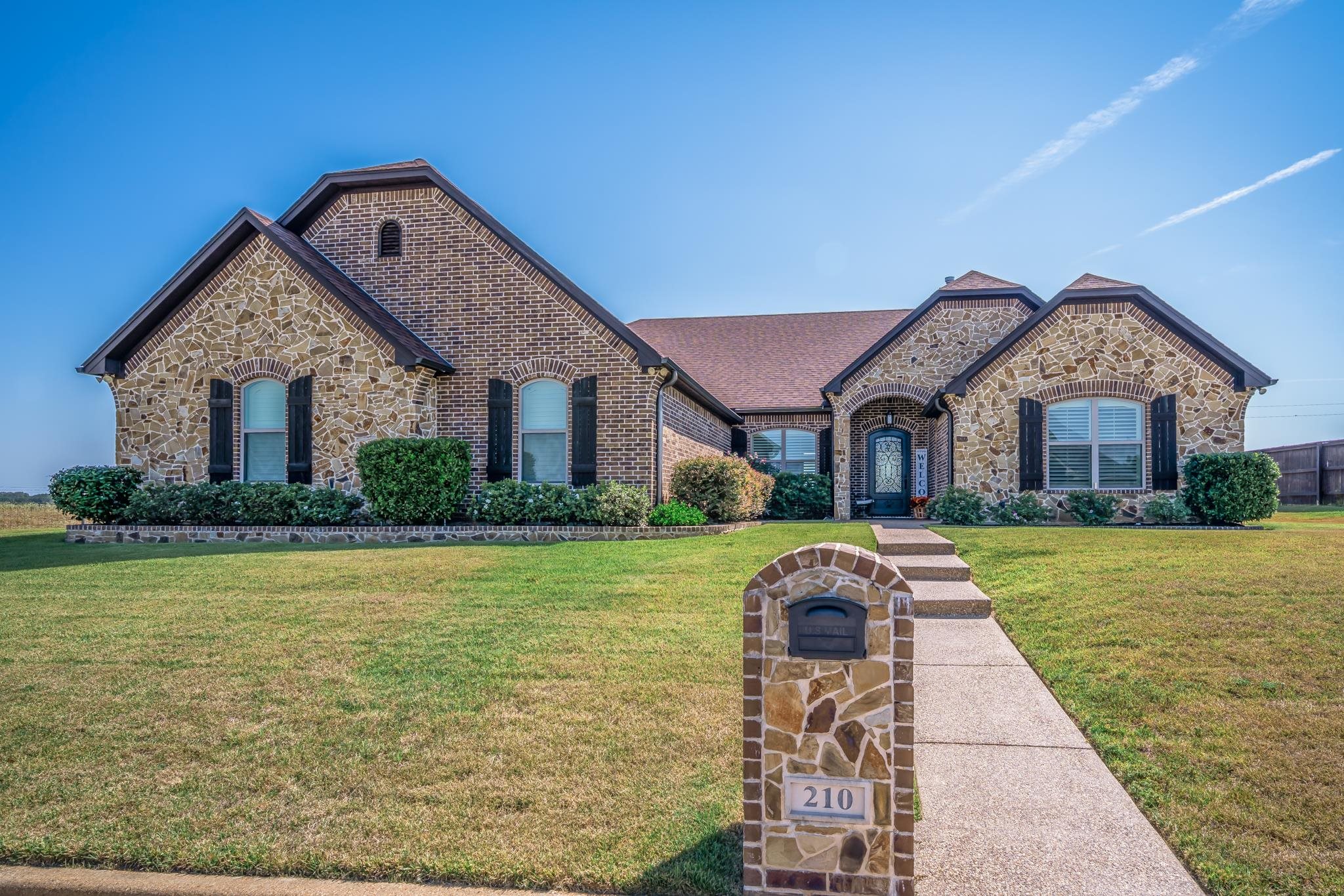 210 New Braunfels Lane — photo