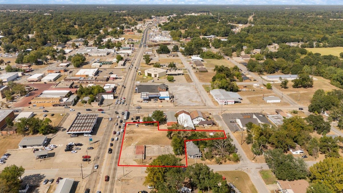 115 US Hwy 271 — photo