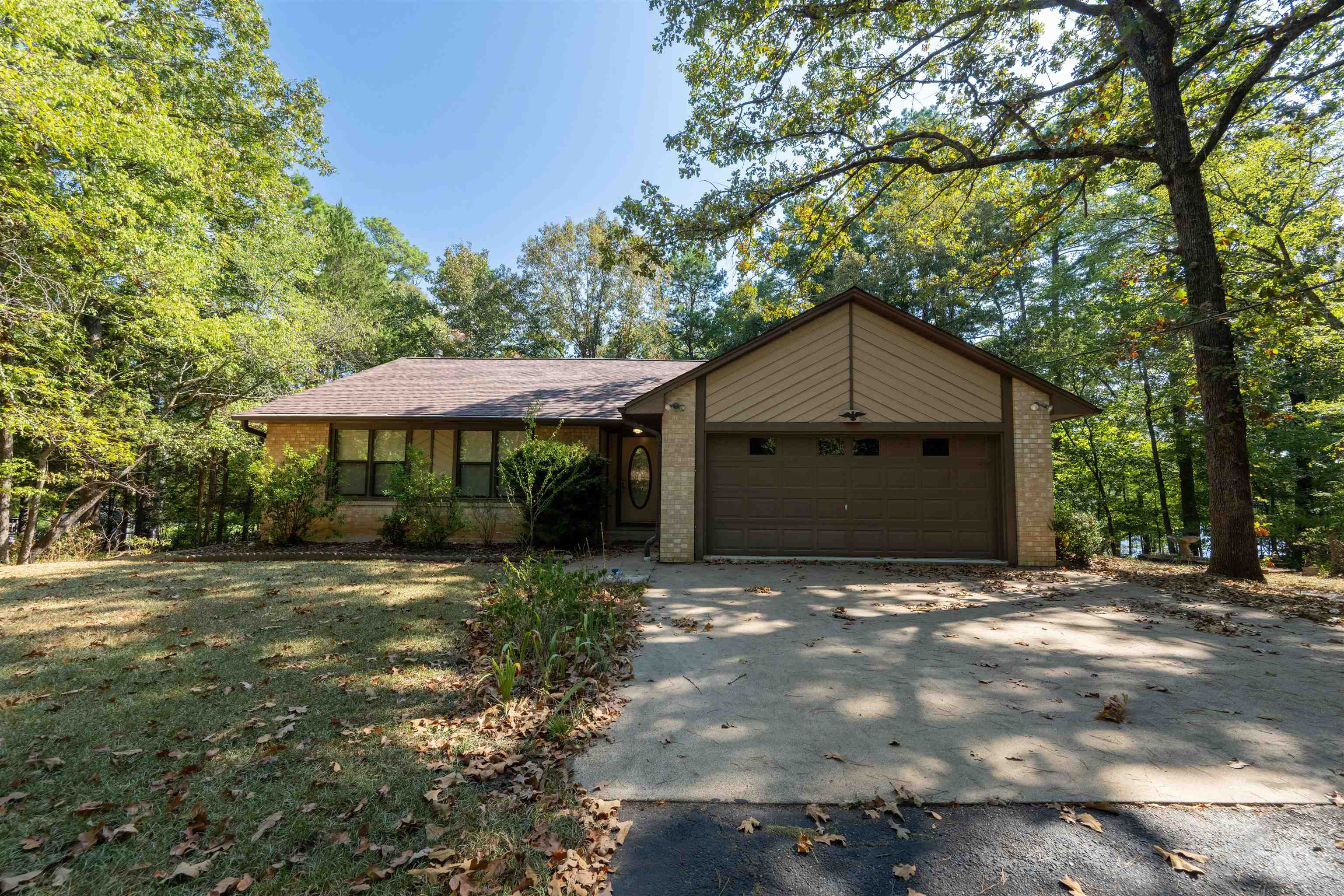 1483 County Road 1596 — photo
