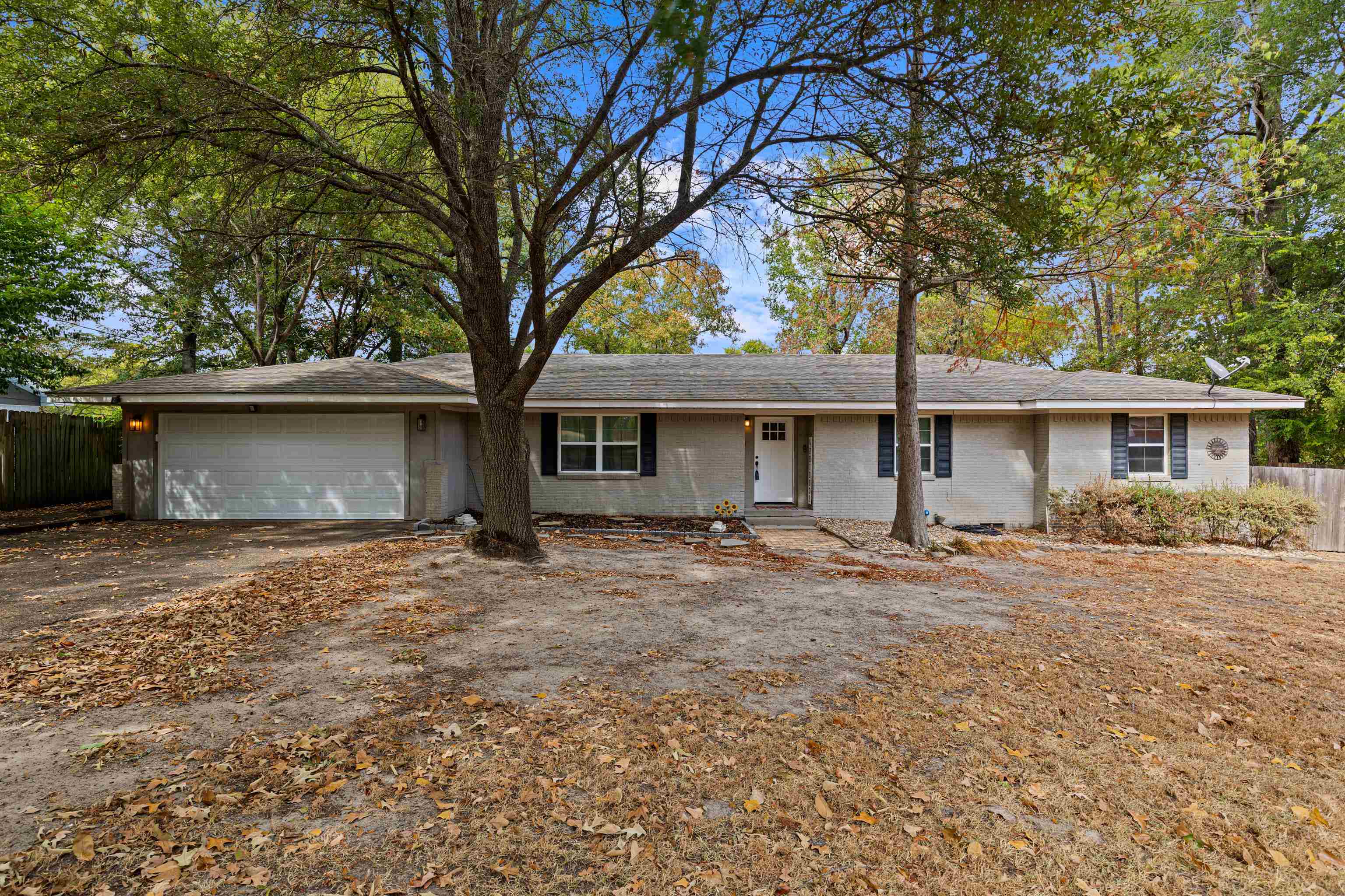 3205 Linda Ln. Court — photo