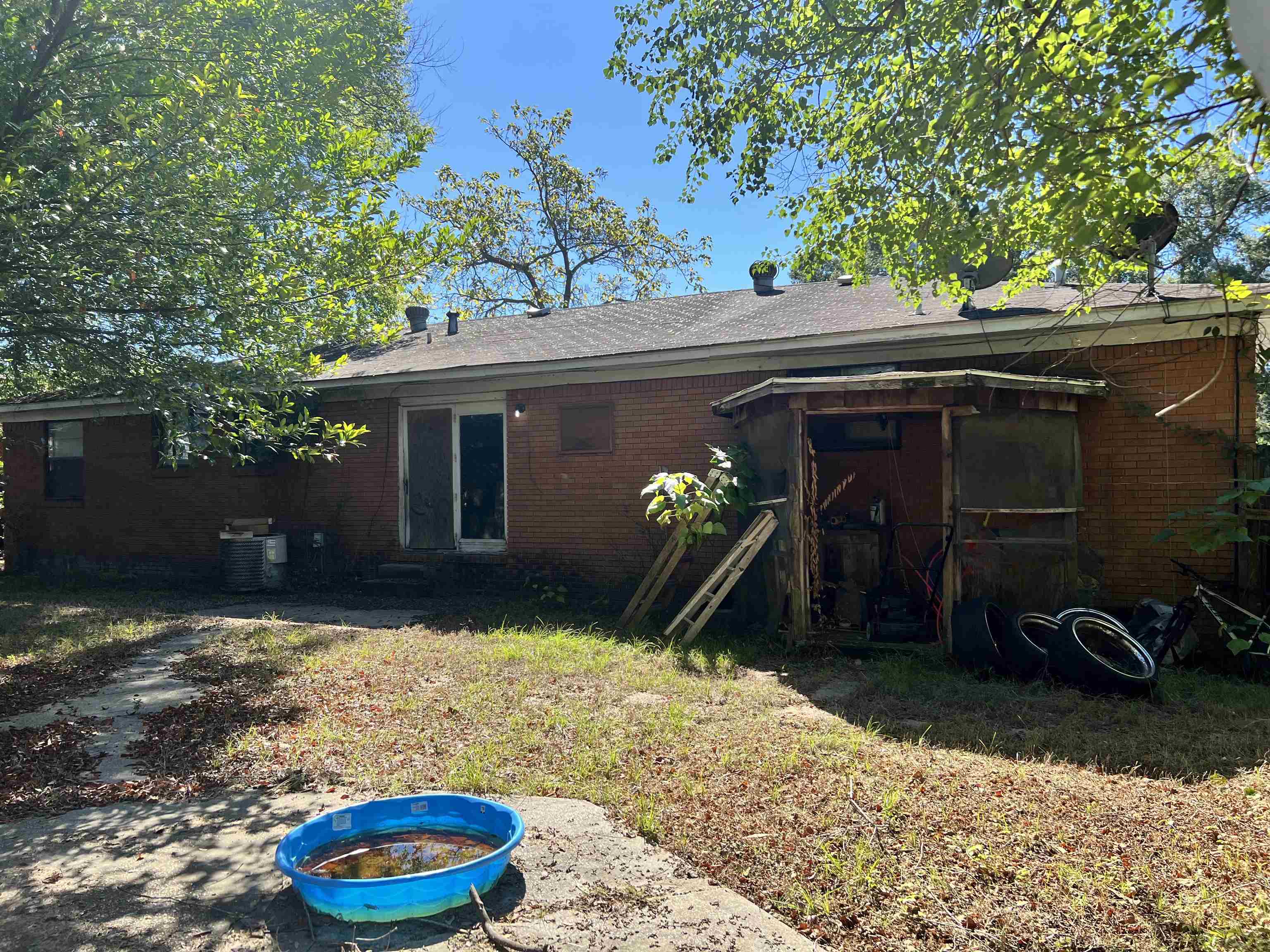 1209 Lemmons, Longview, TX 75602 — photo 2