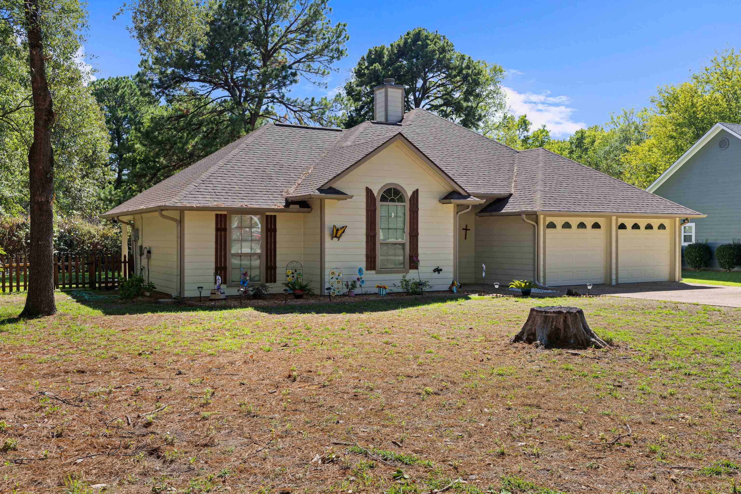 636 Green Meadow Trail — photo