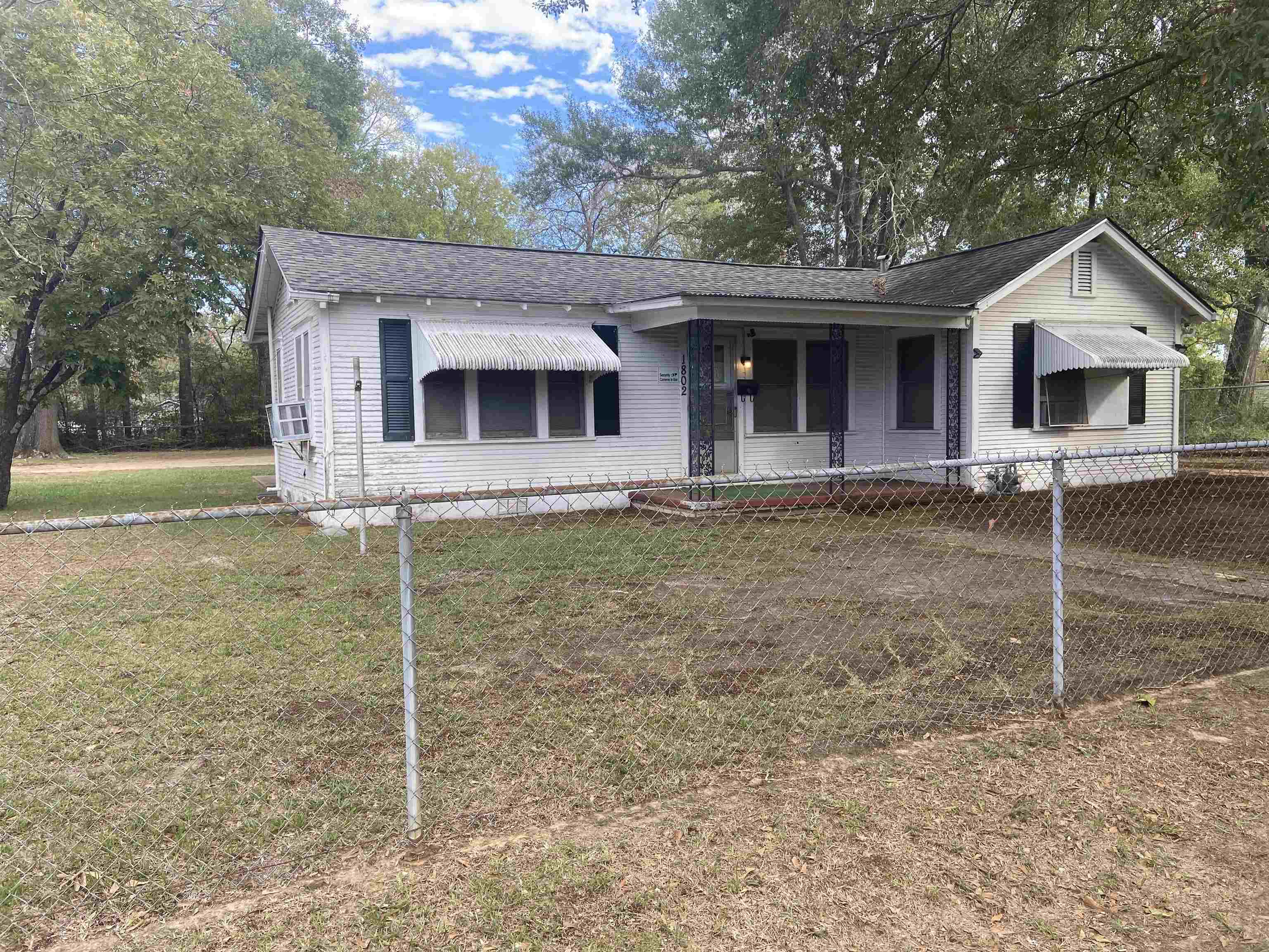 1802 S Holly Street — photo