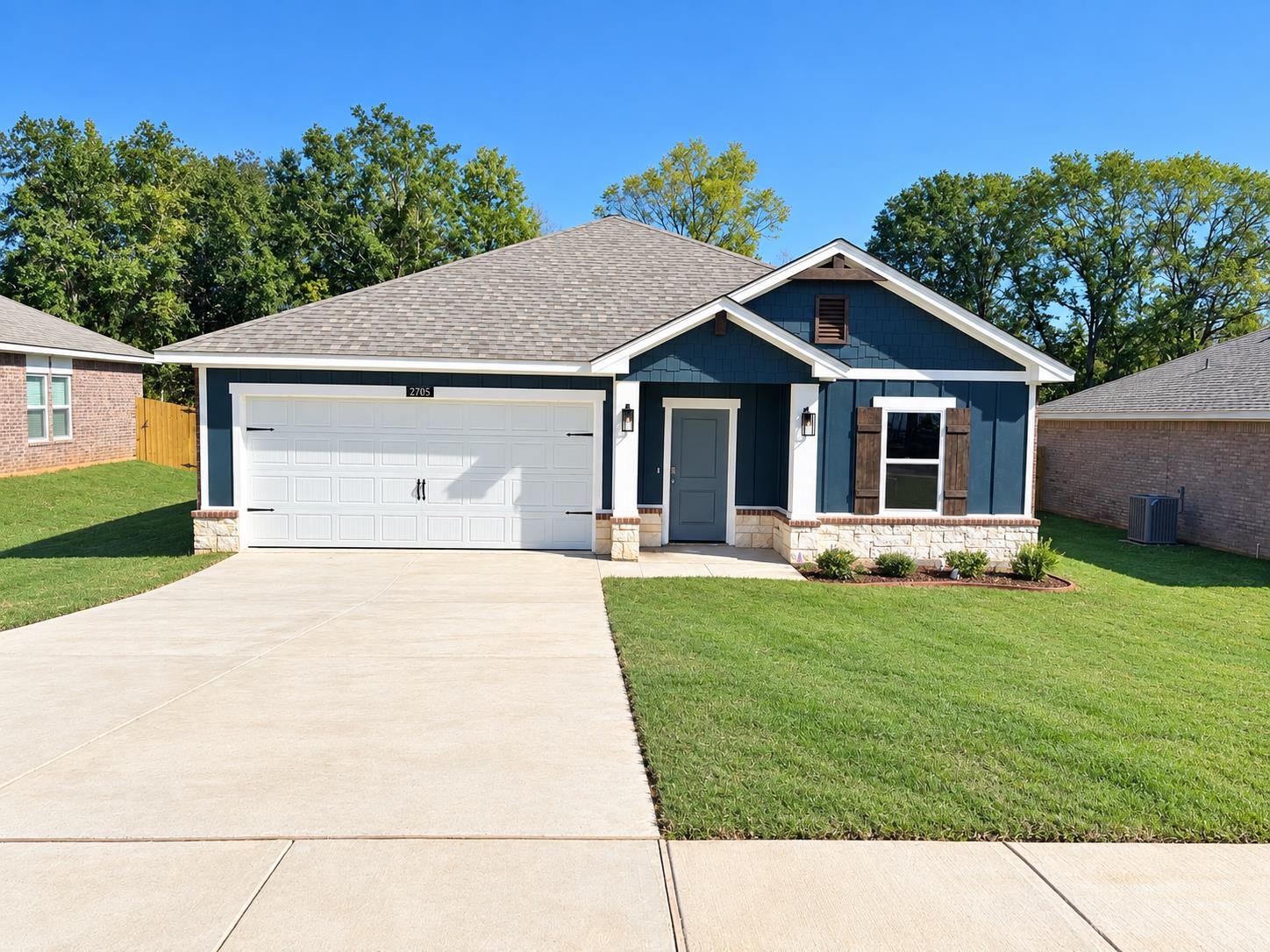 2705 Southern Oaks Drive — photo