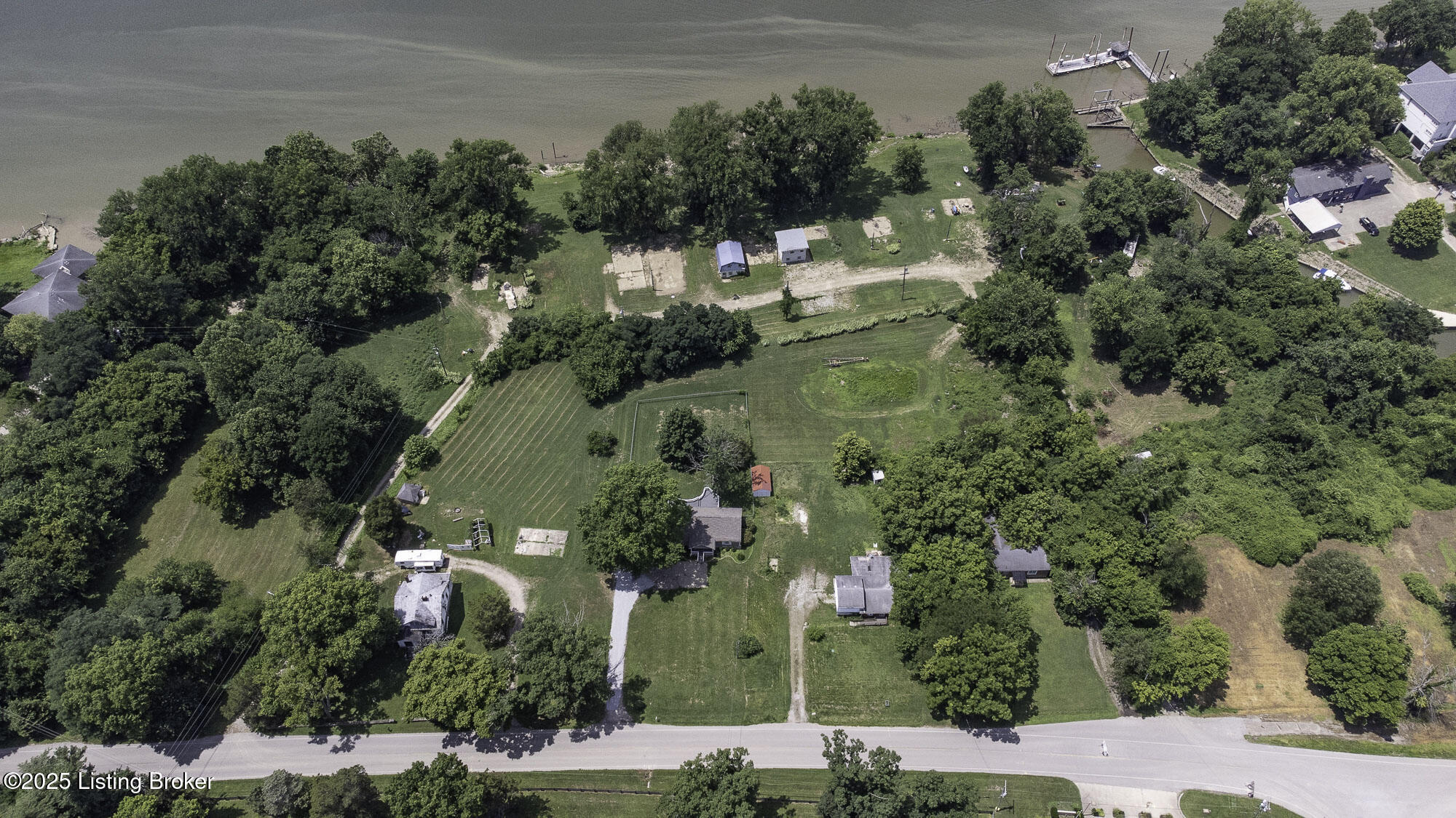 5209 River Rd — photo