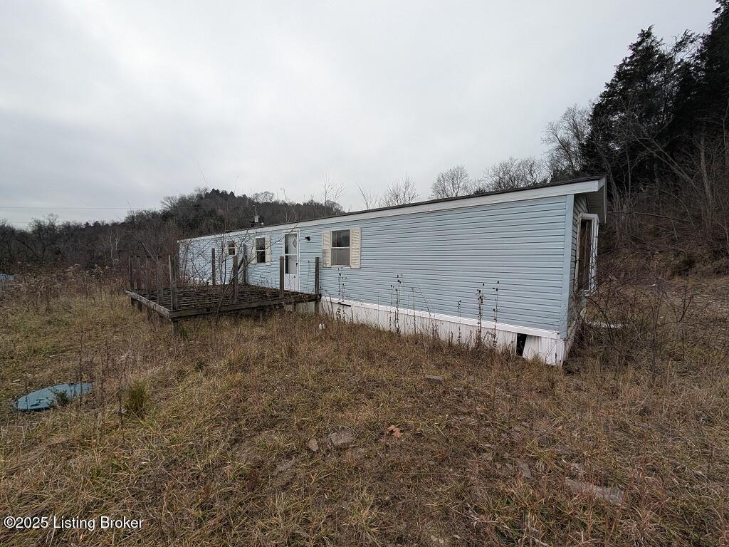 5595 State Road 56 — photo