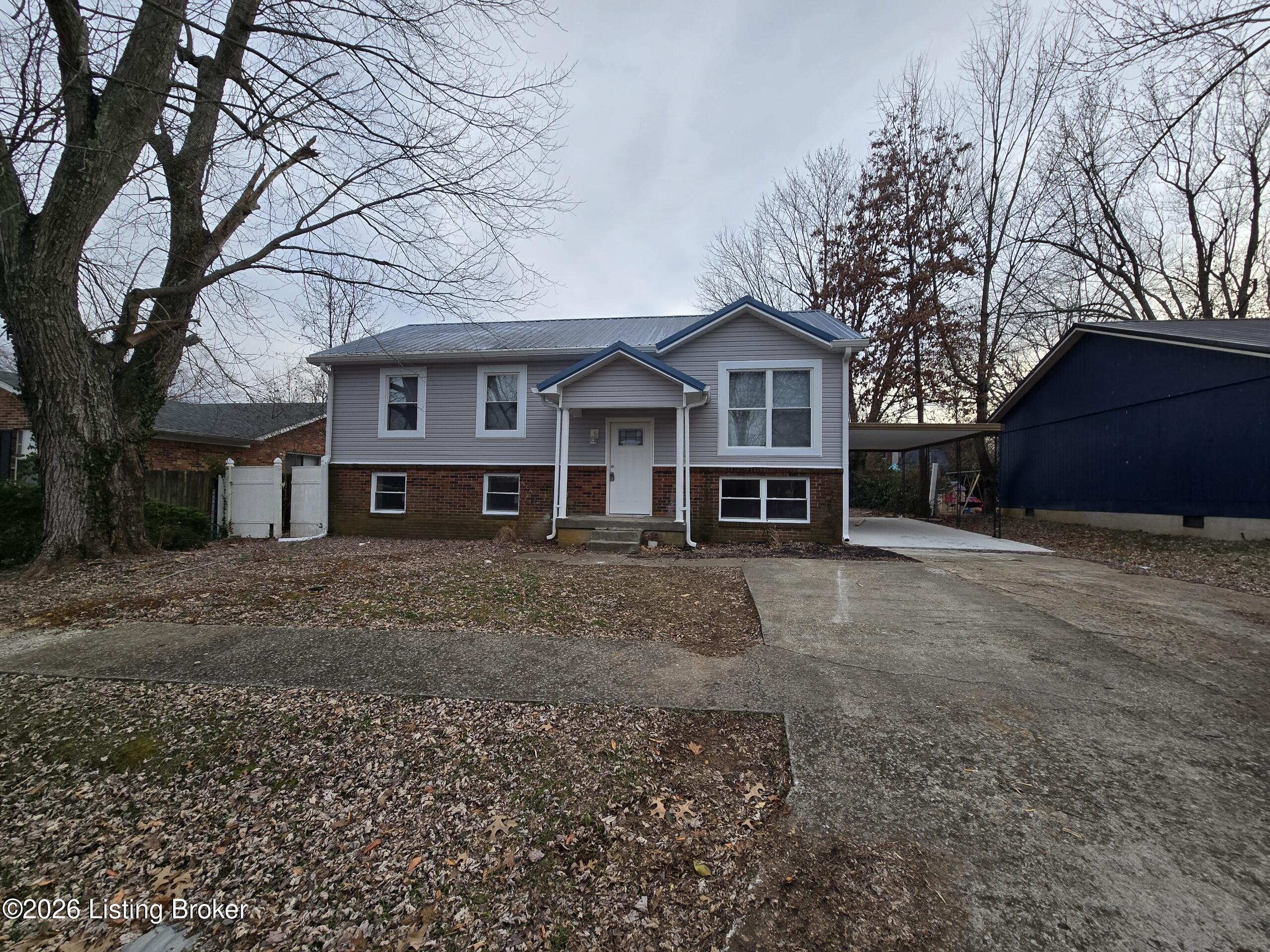 2560 Vonoa Dr — photo
