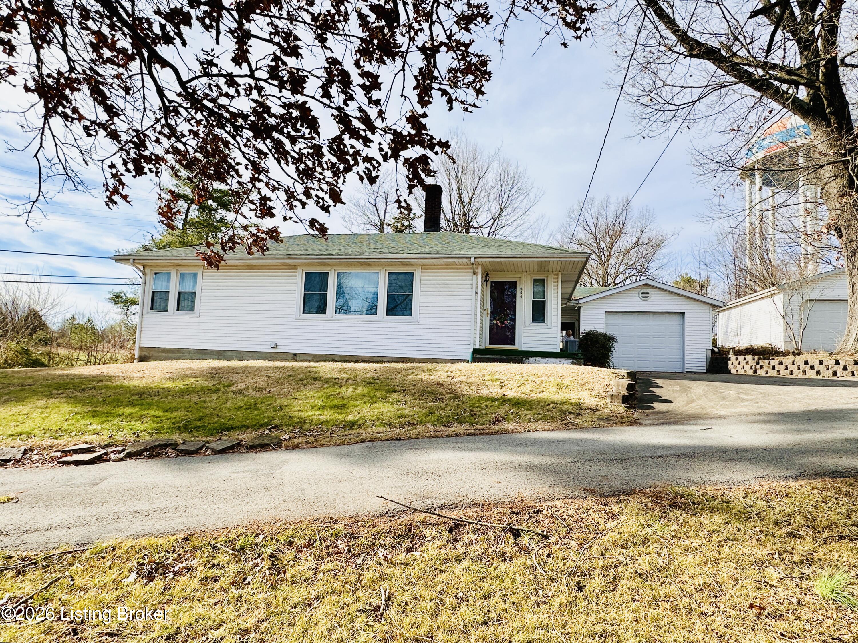 904 Brandenburg Rd — photo