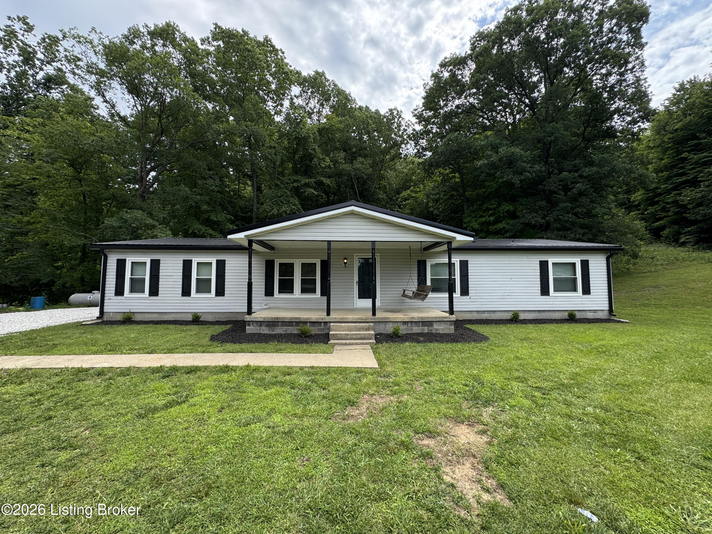 2780 Hardesty Raymond Rd — photo