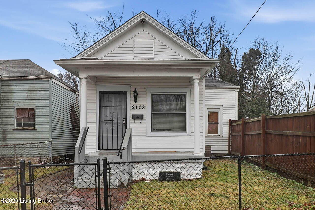 2108 Wilson Ave — photo