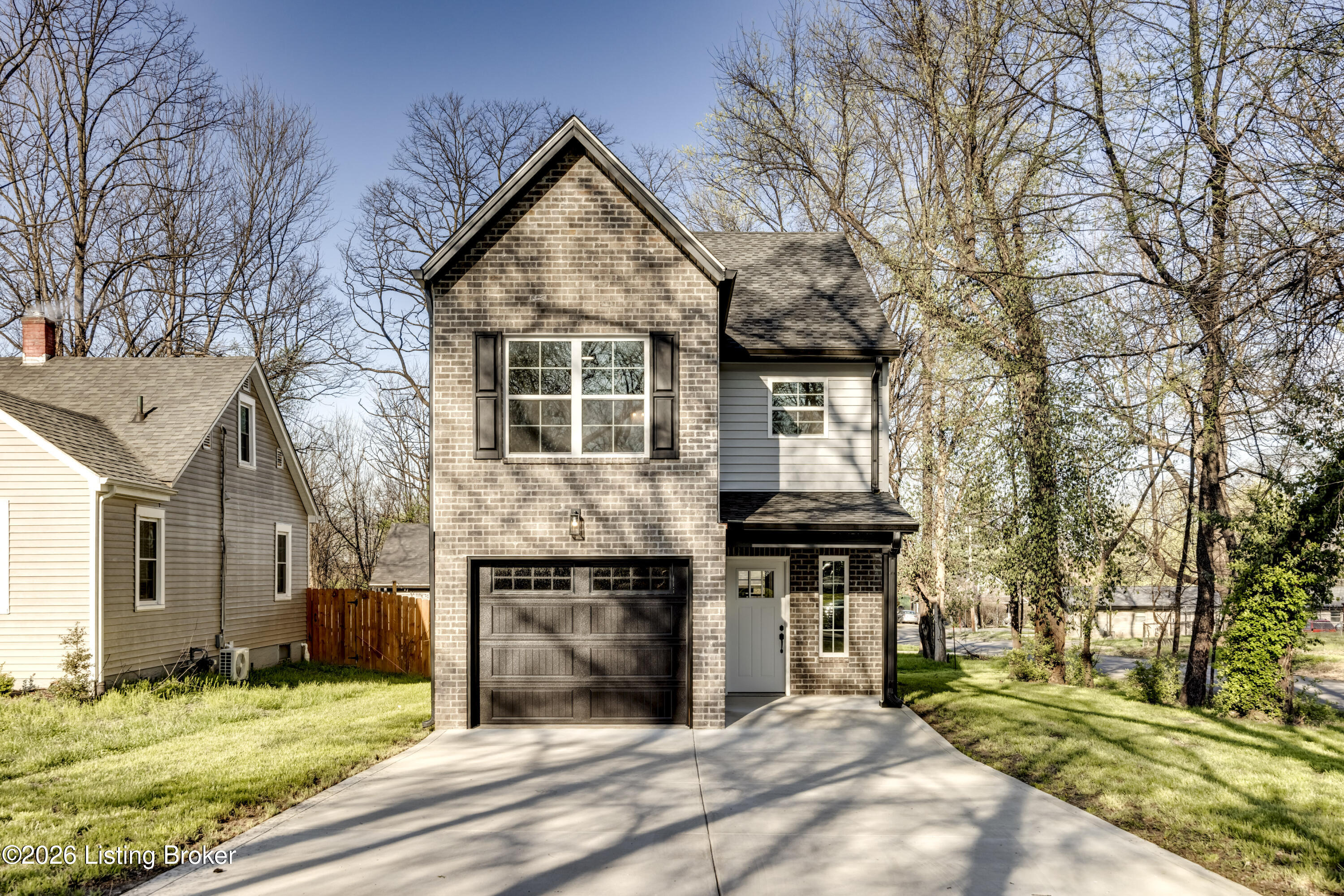 114 N Elm Grove Ave — photo