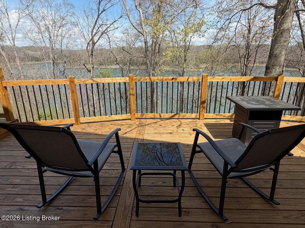 404 Lorel Dunbar Rd — photo