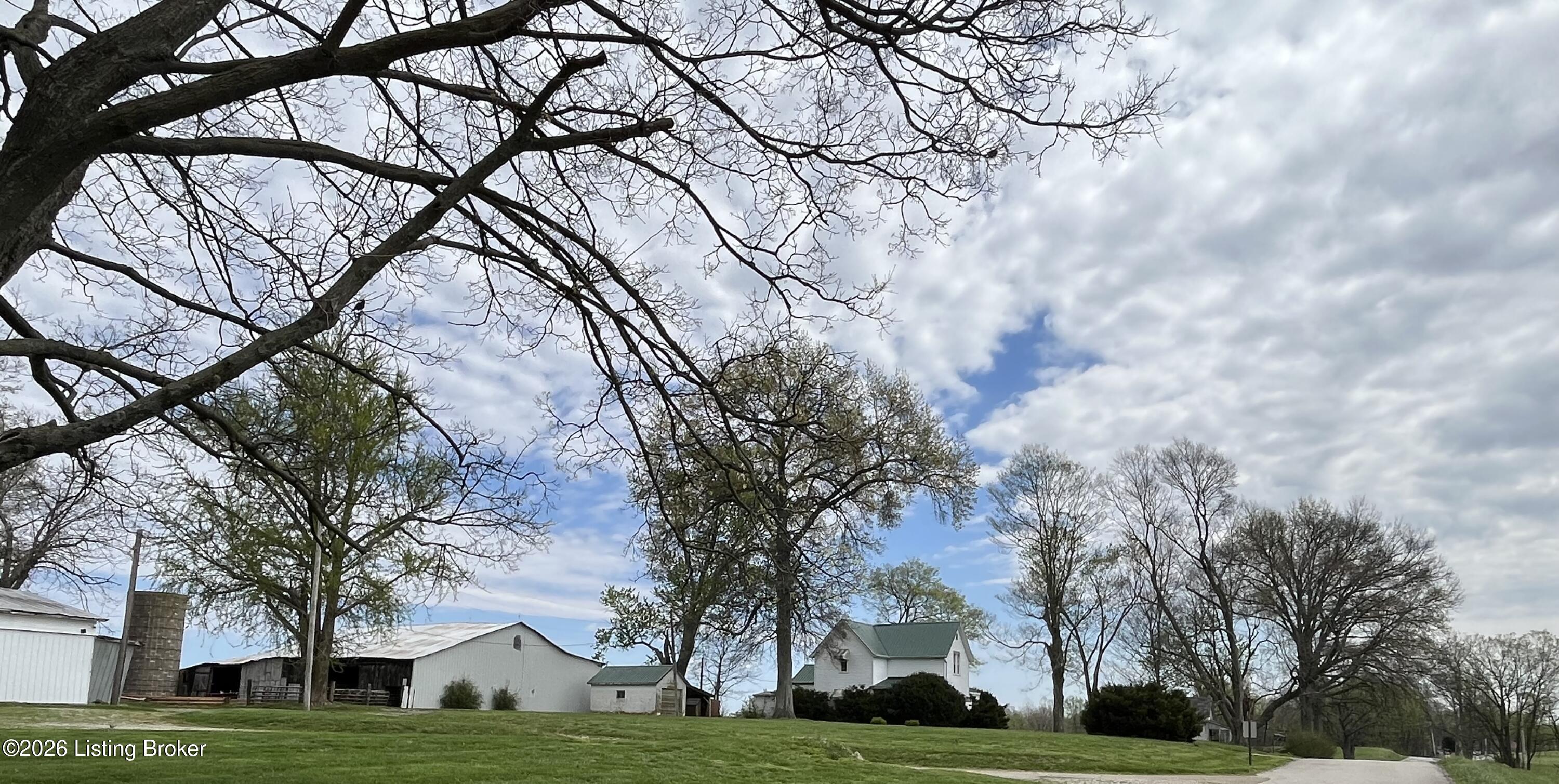1568 Bray Ridge Rd, Bedford, KY 40006 — photo 2