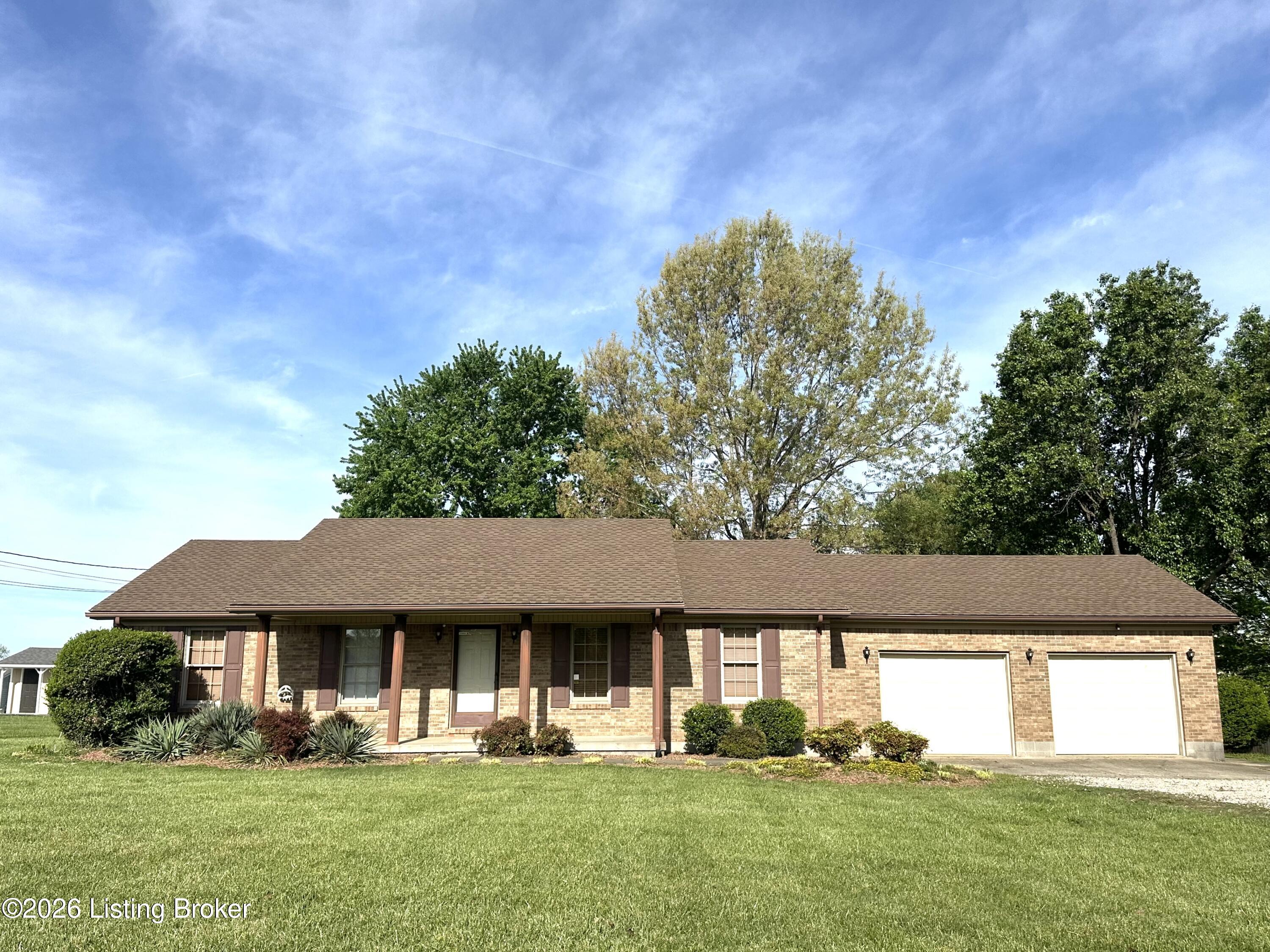 1028 Farmaway Dr — photo