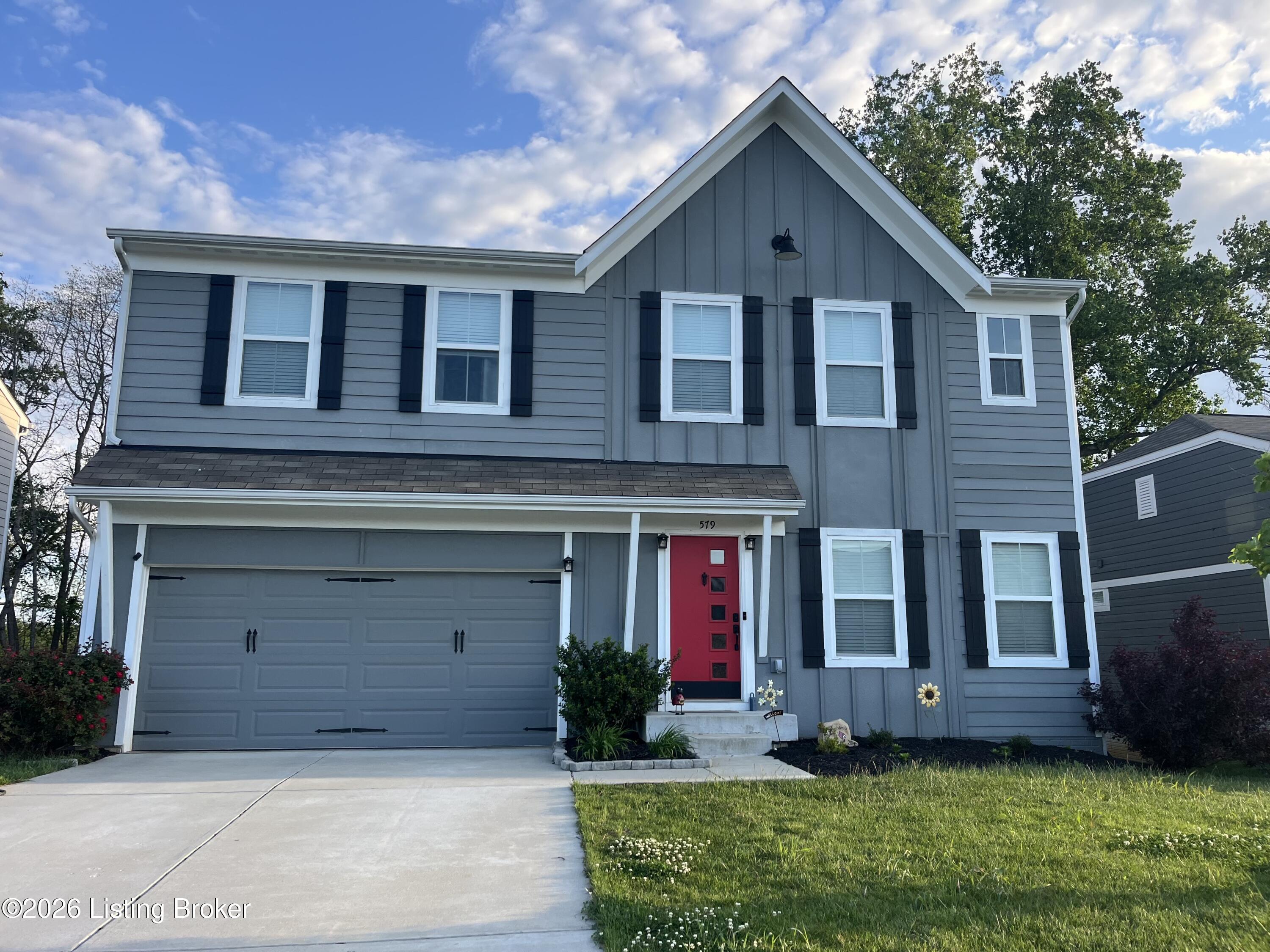 579 Williamsburg Dr — photo