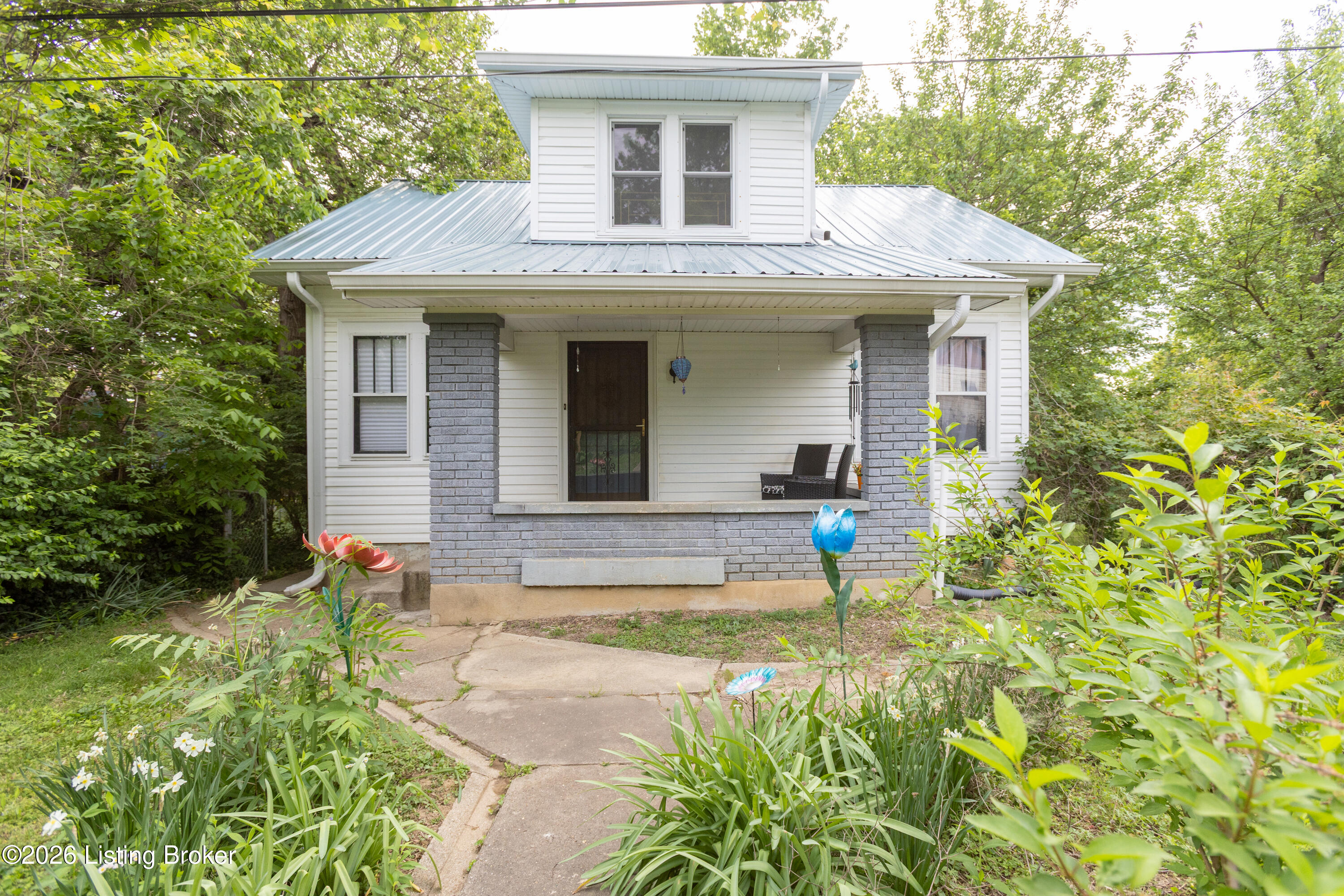 1926 Wrocklage Ave Rear — photo