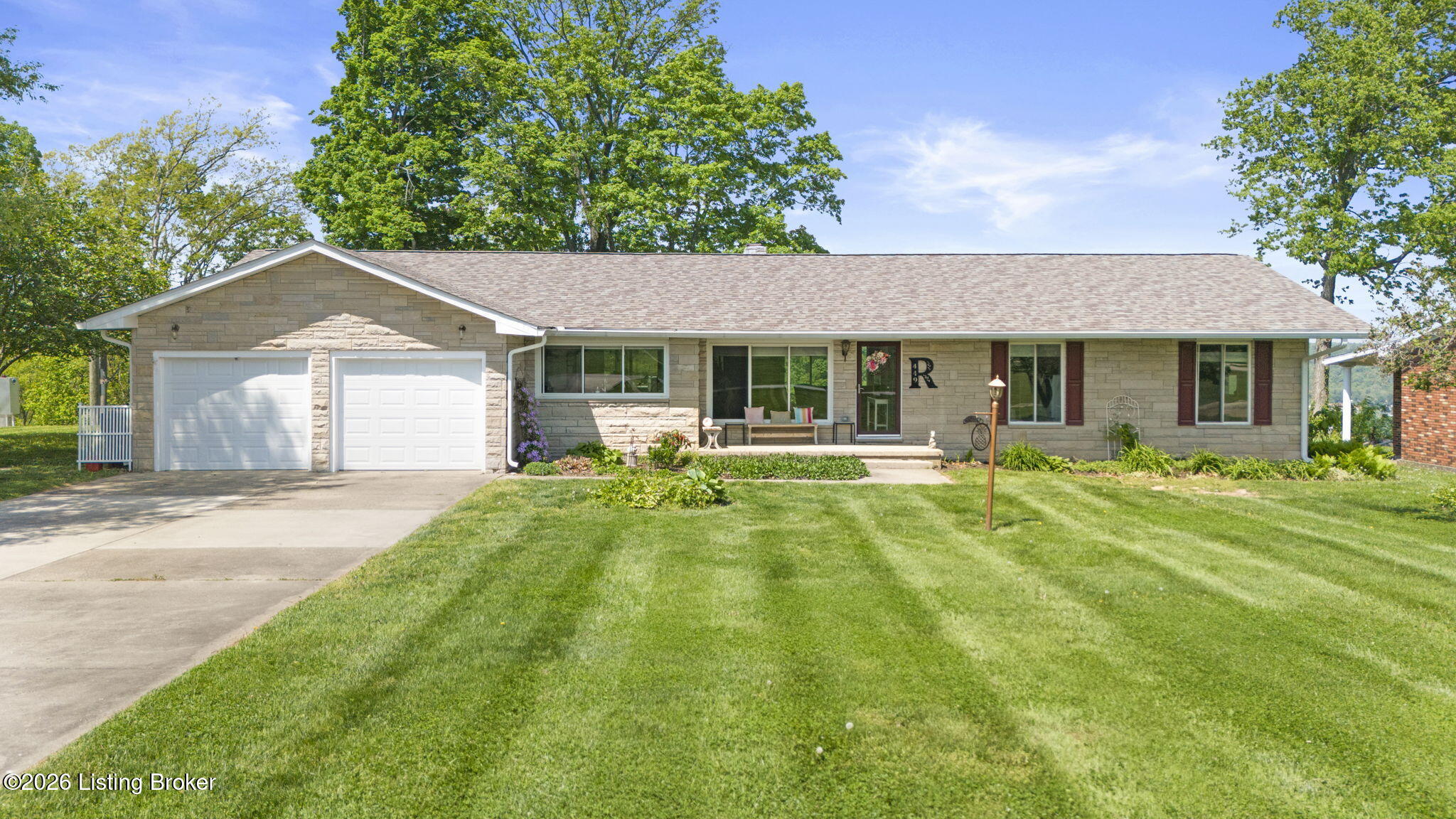 449 Riverview Dr — photo