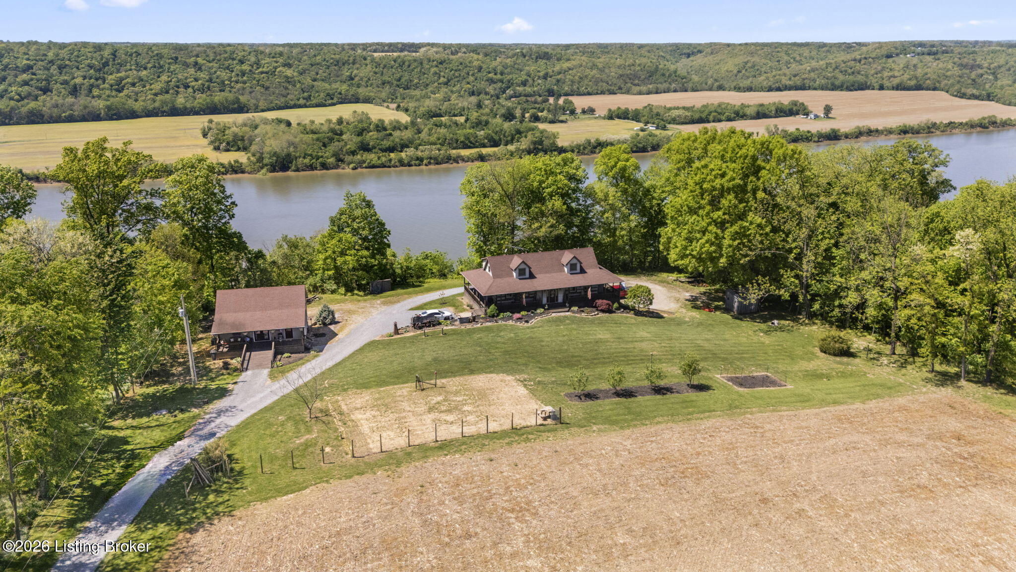 827 Rodgers Rd, Milton, KY 40045