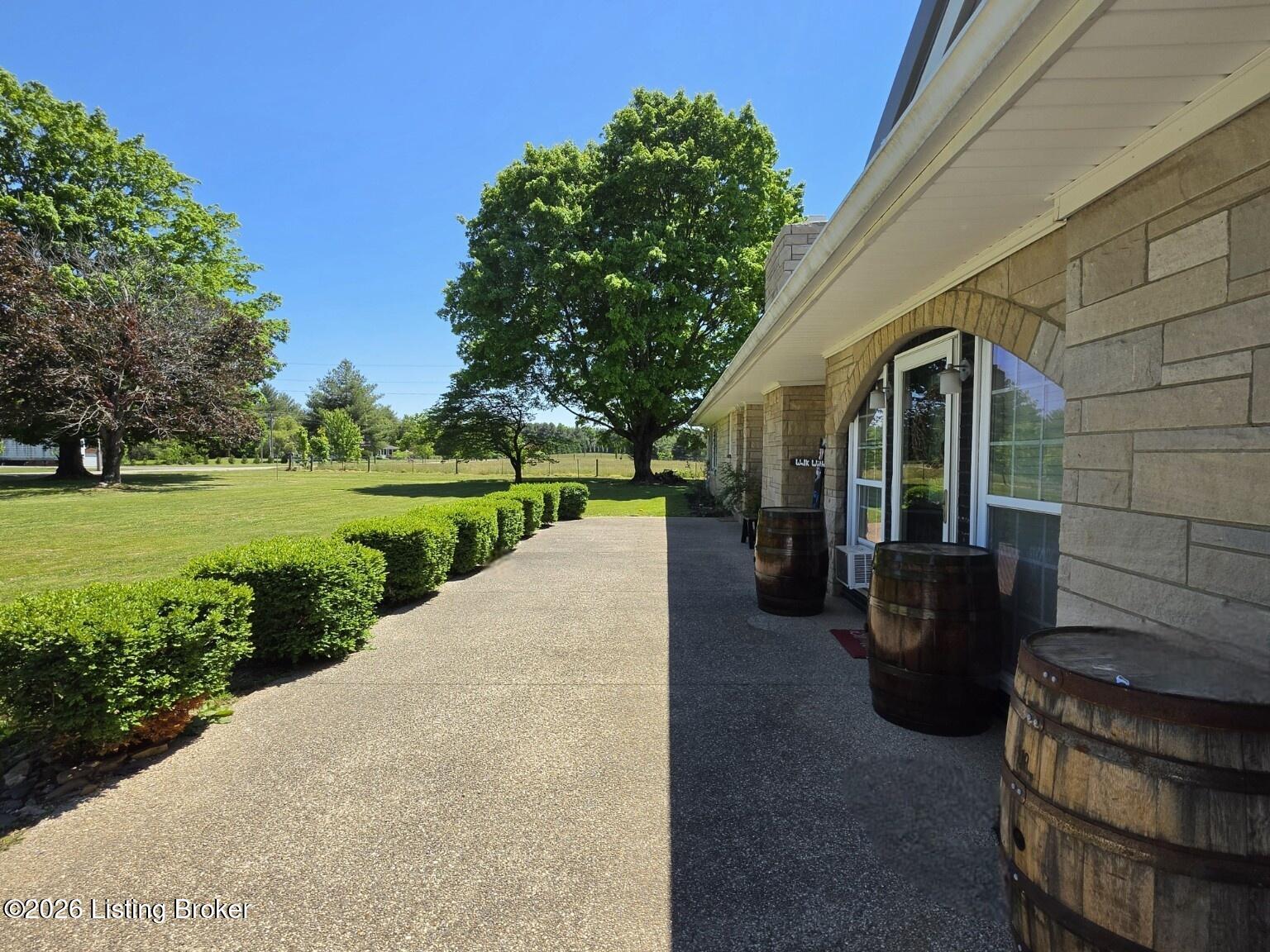 865 Tennessee Ridge Rd, Liberty, KY 42539 — photo 2