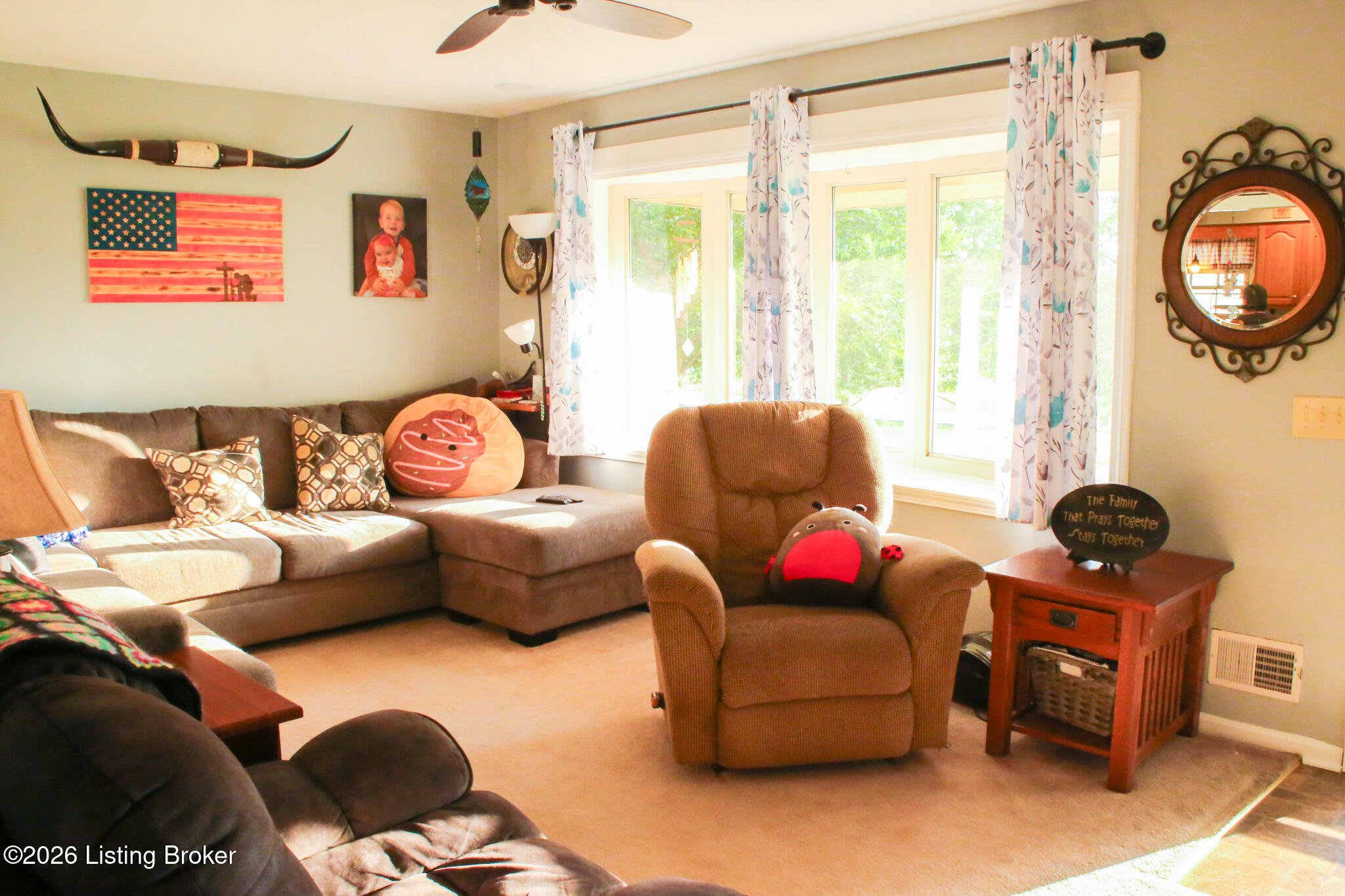 3854 Bells Mill Rd — photo
