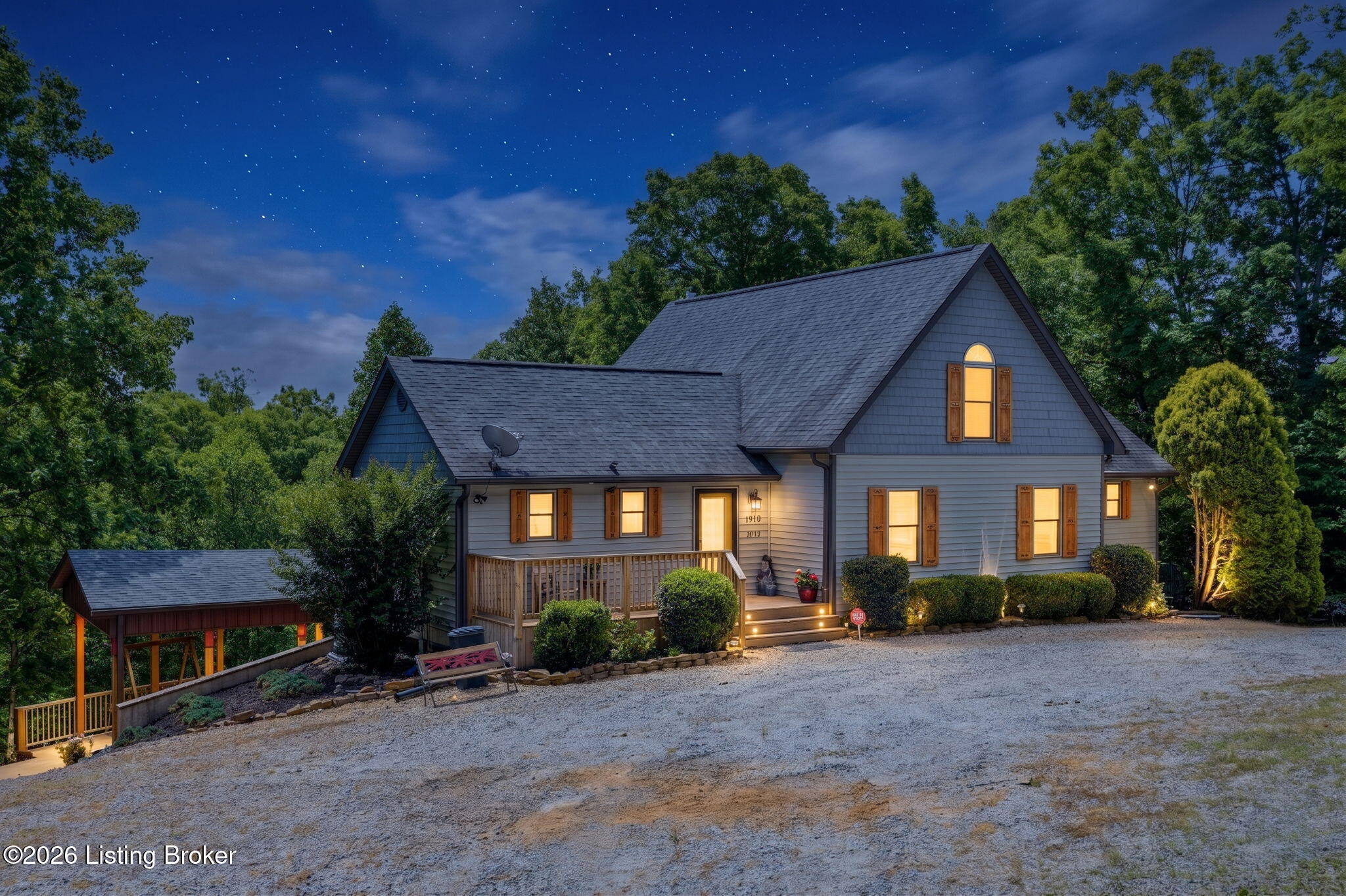 404 Cedar Point Rd, Bee Spring, KY 42207 — photo 2