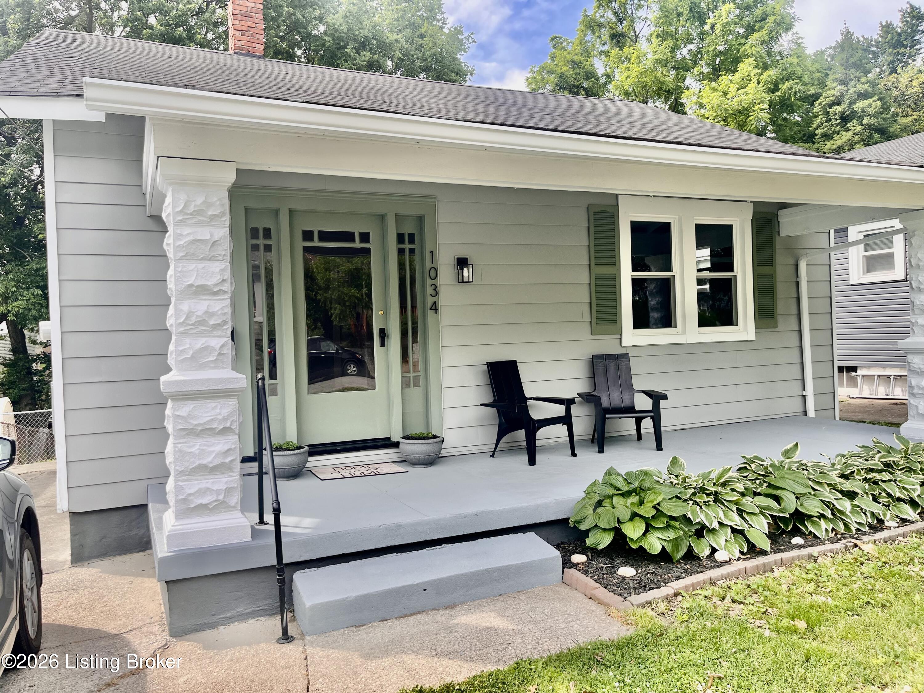 1034 Dixon Ave — photo