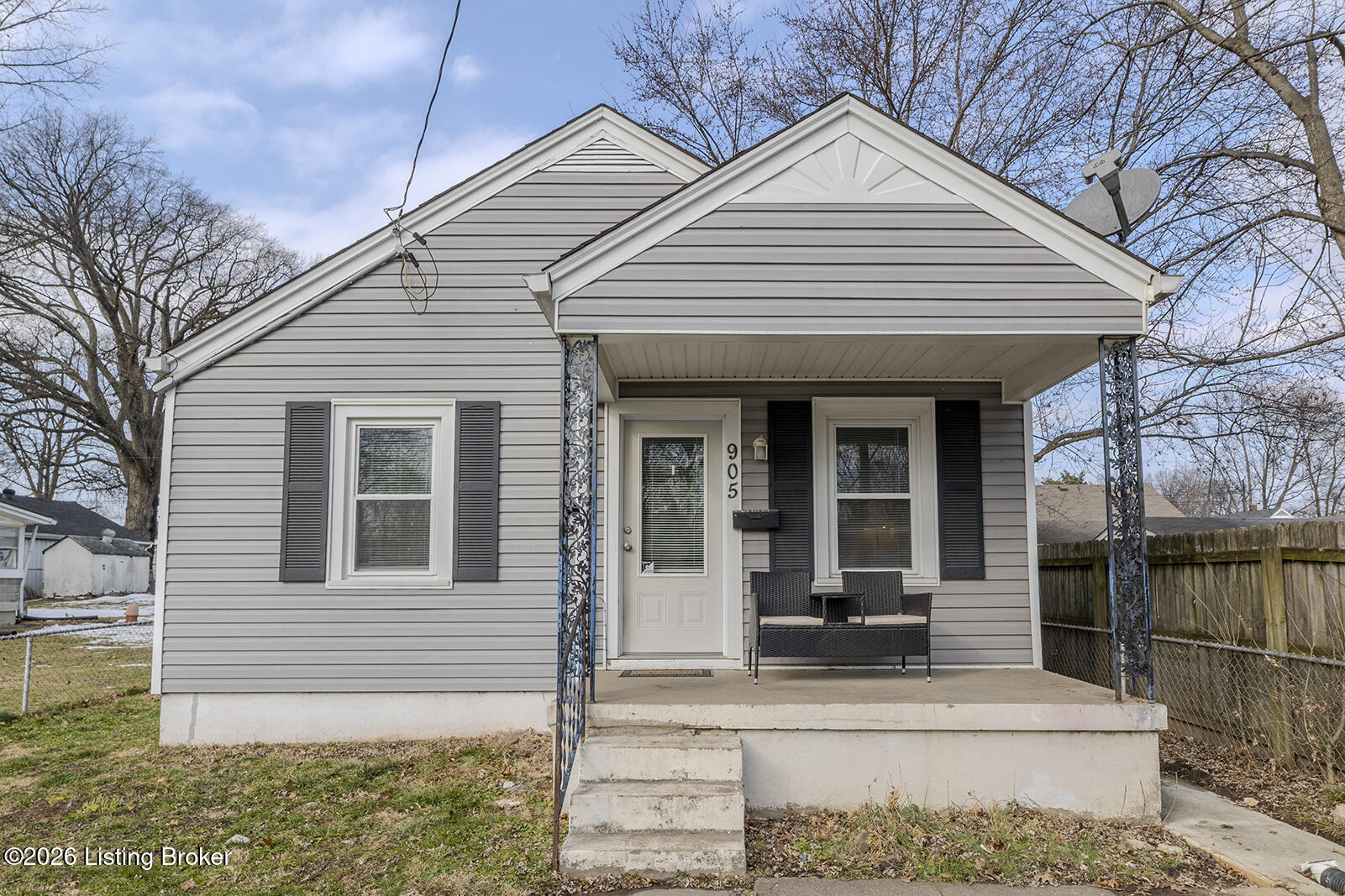 905 Camden Ave — photo
