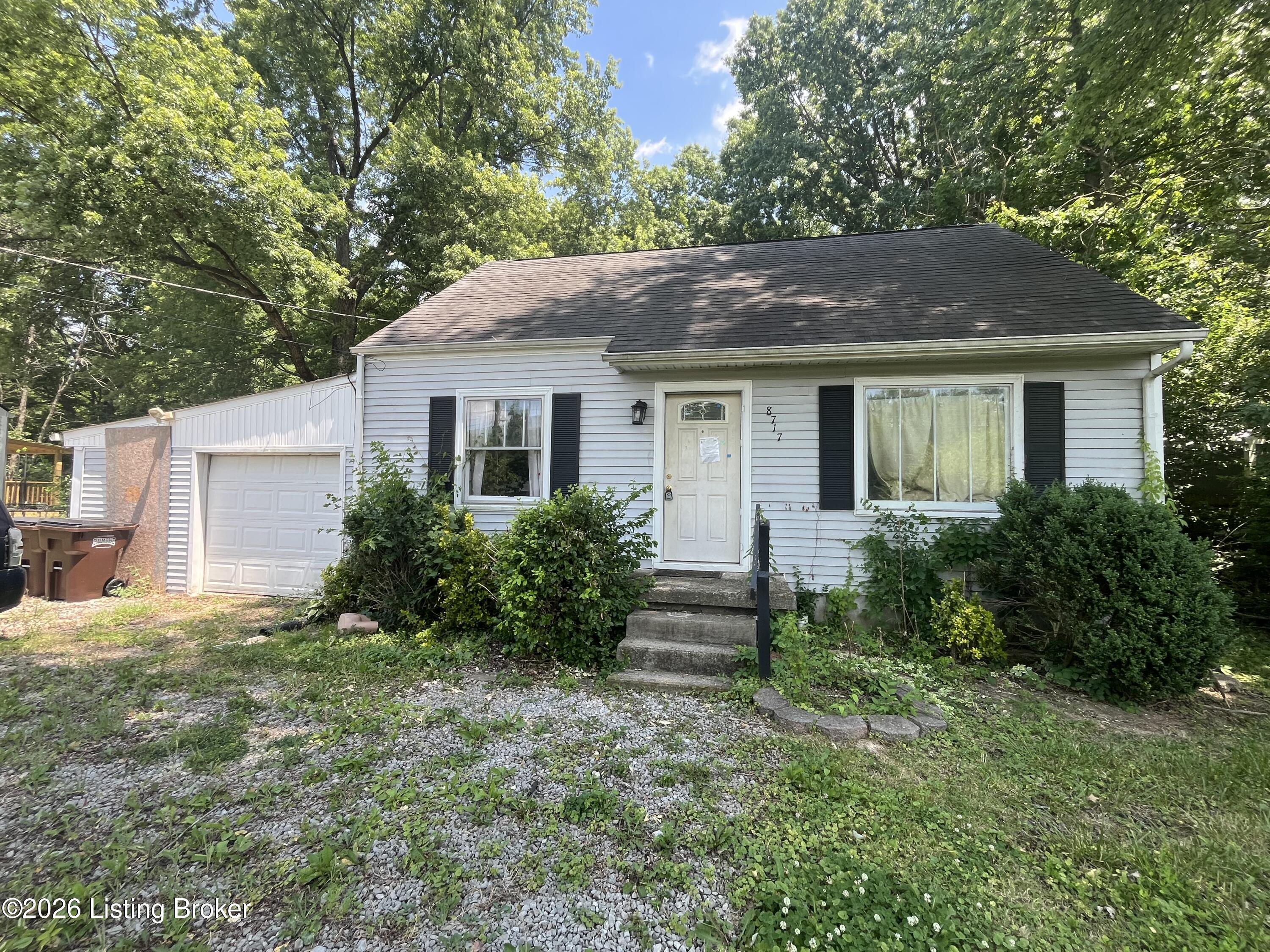 8717 Blue Lick Rd — photo