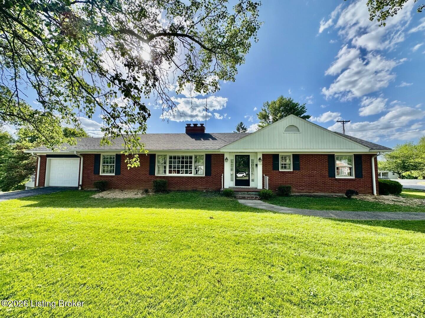 108 Fair Dr — photo