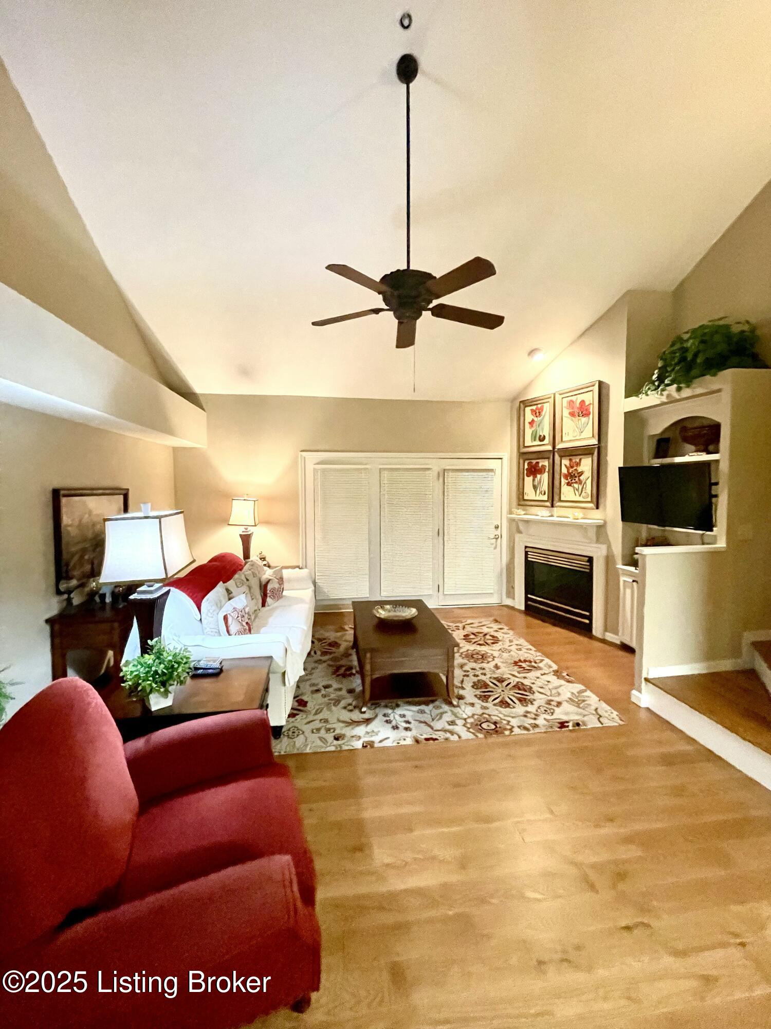 2730 Brownsboro Rd Apt 157 — photo
