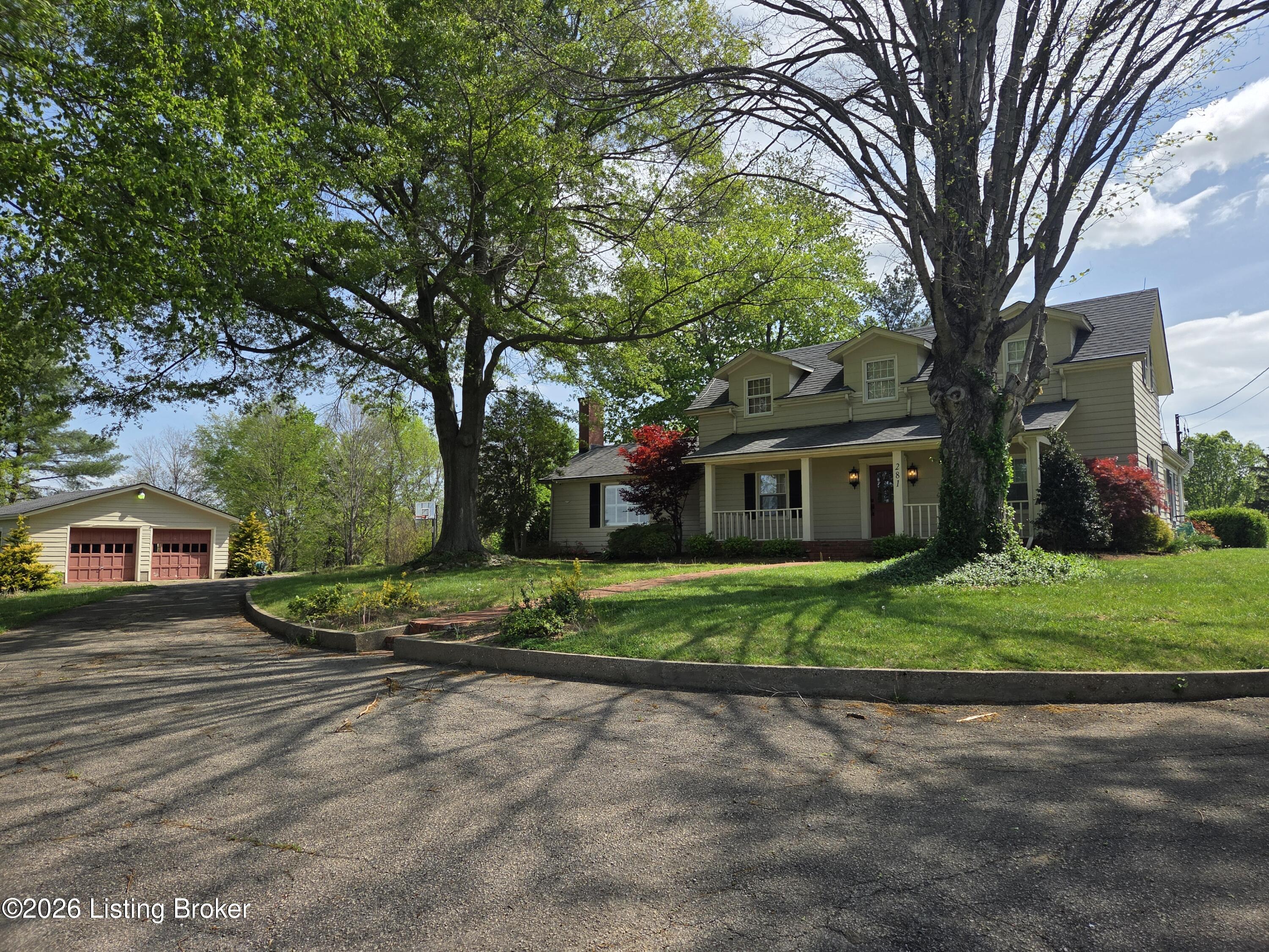 281 Meadowlark Ln — photo