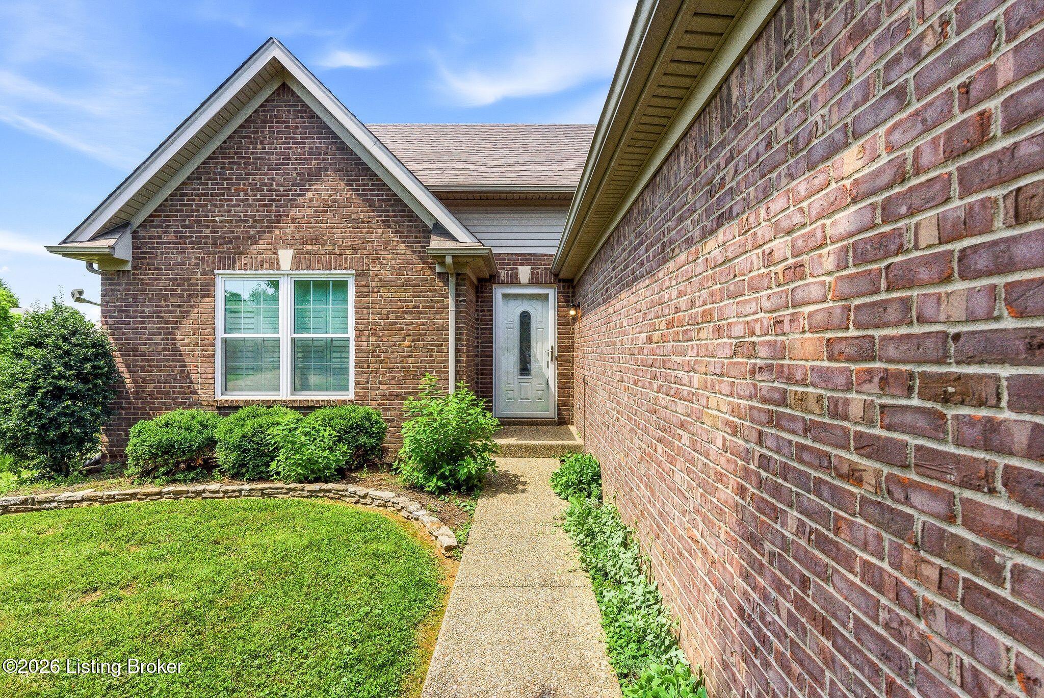 7217 Meadow Ridge Dr — photo