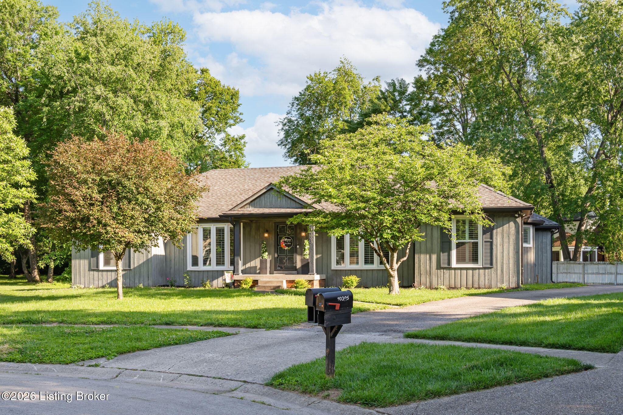 10303 Rock Falls Ct — photo