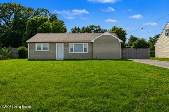 13500 Dixie Hwy — photo