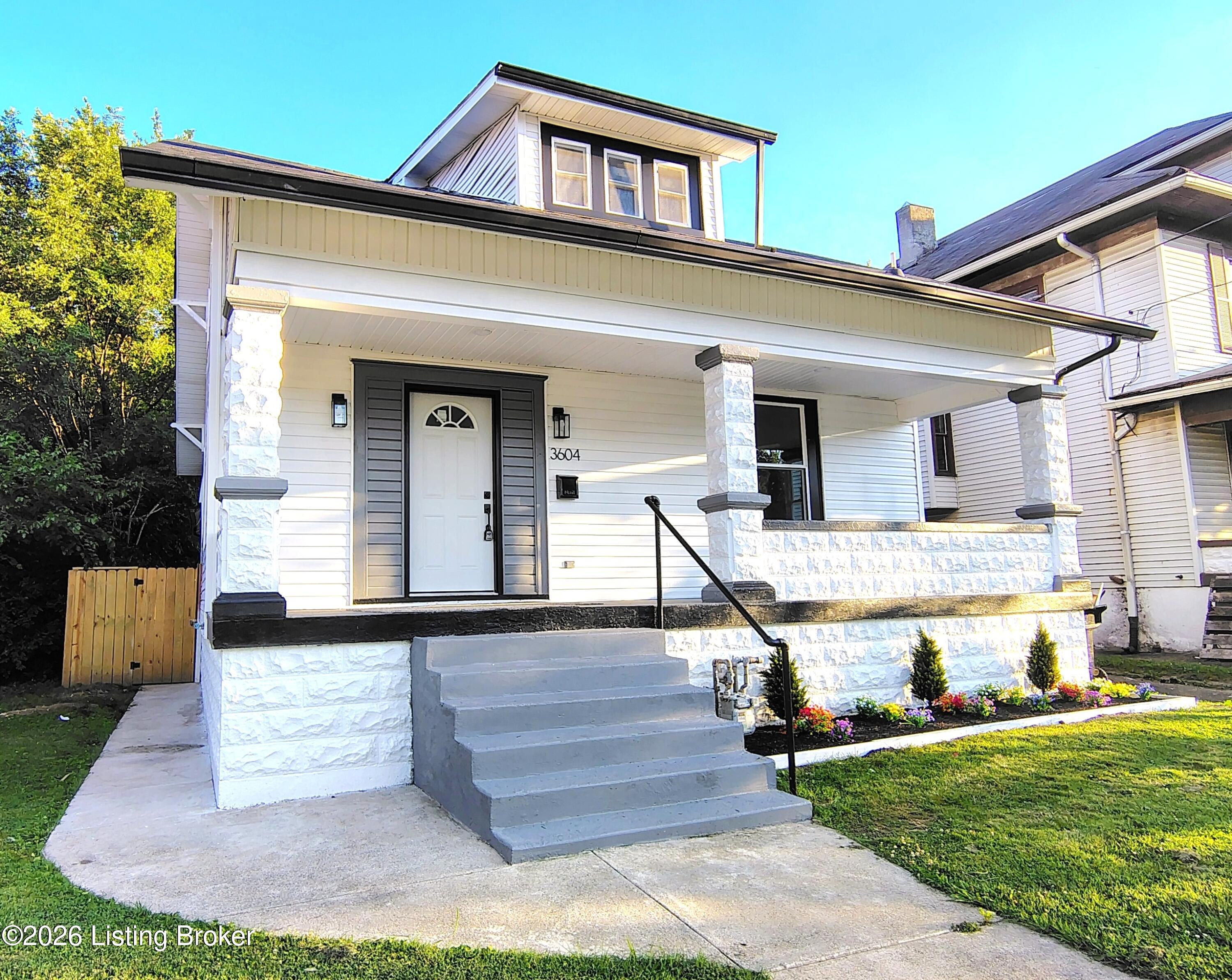 3604 W Market St — photo