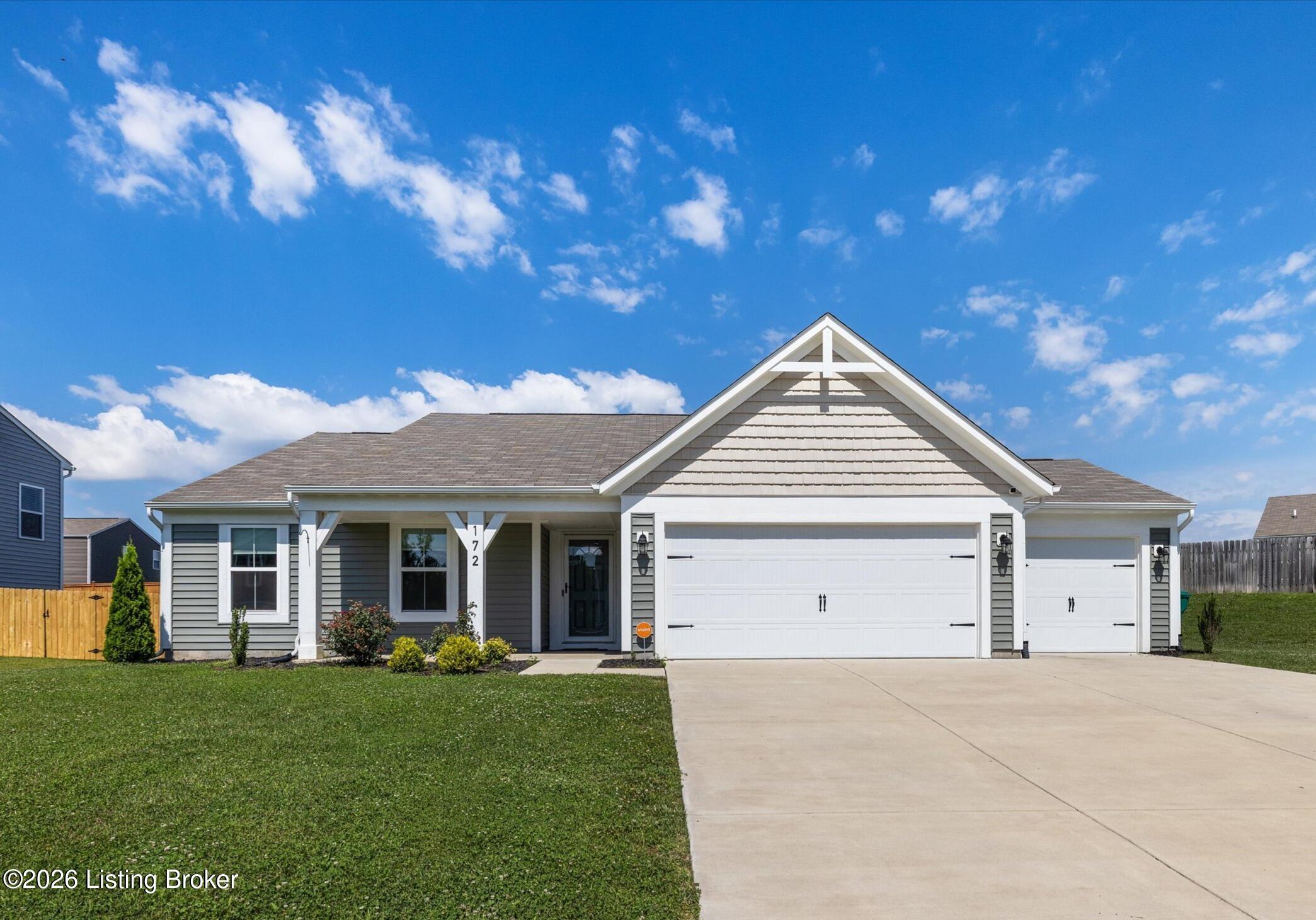 172 Sienna Dr — photo