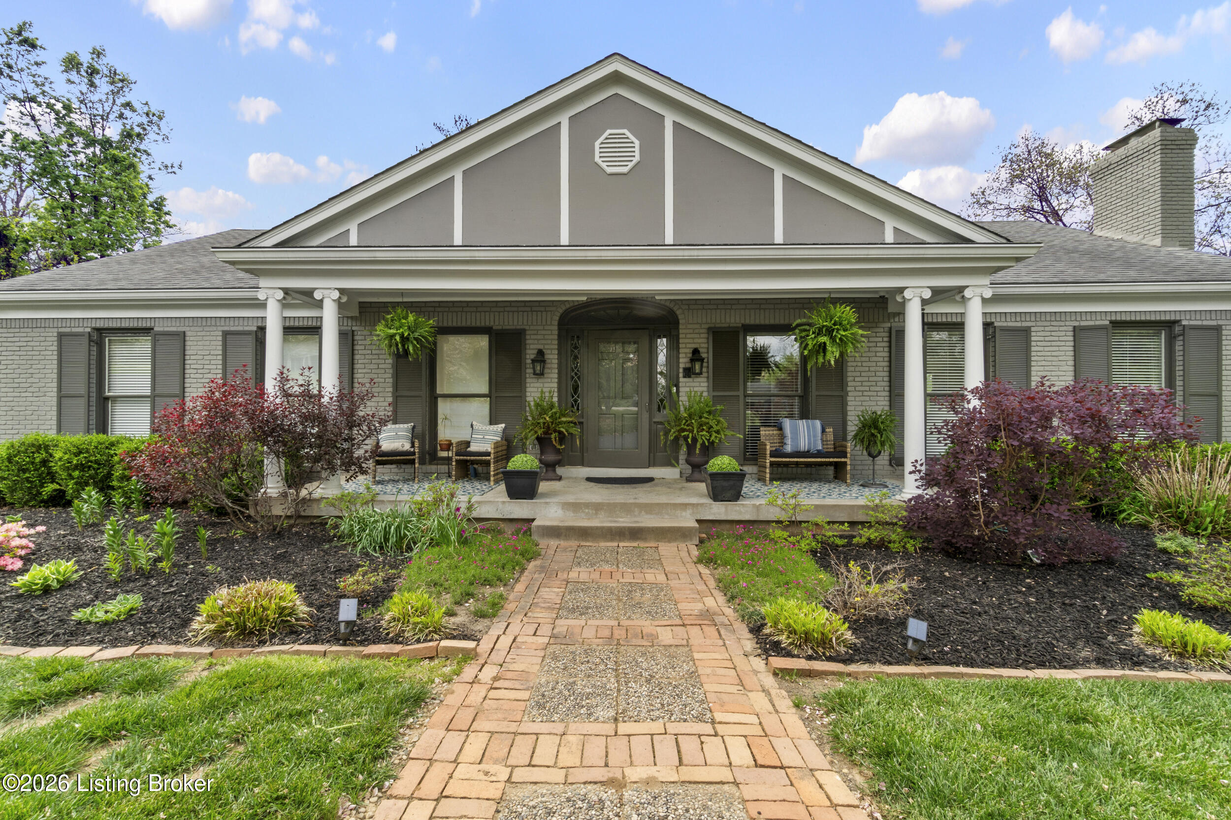 6217 Innes Trace Rd, Louisville, KY 40222 — photo 3