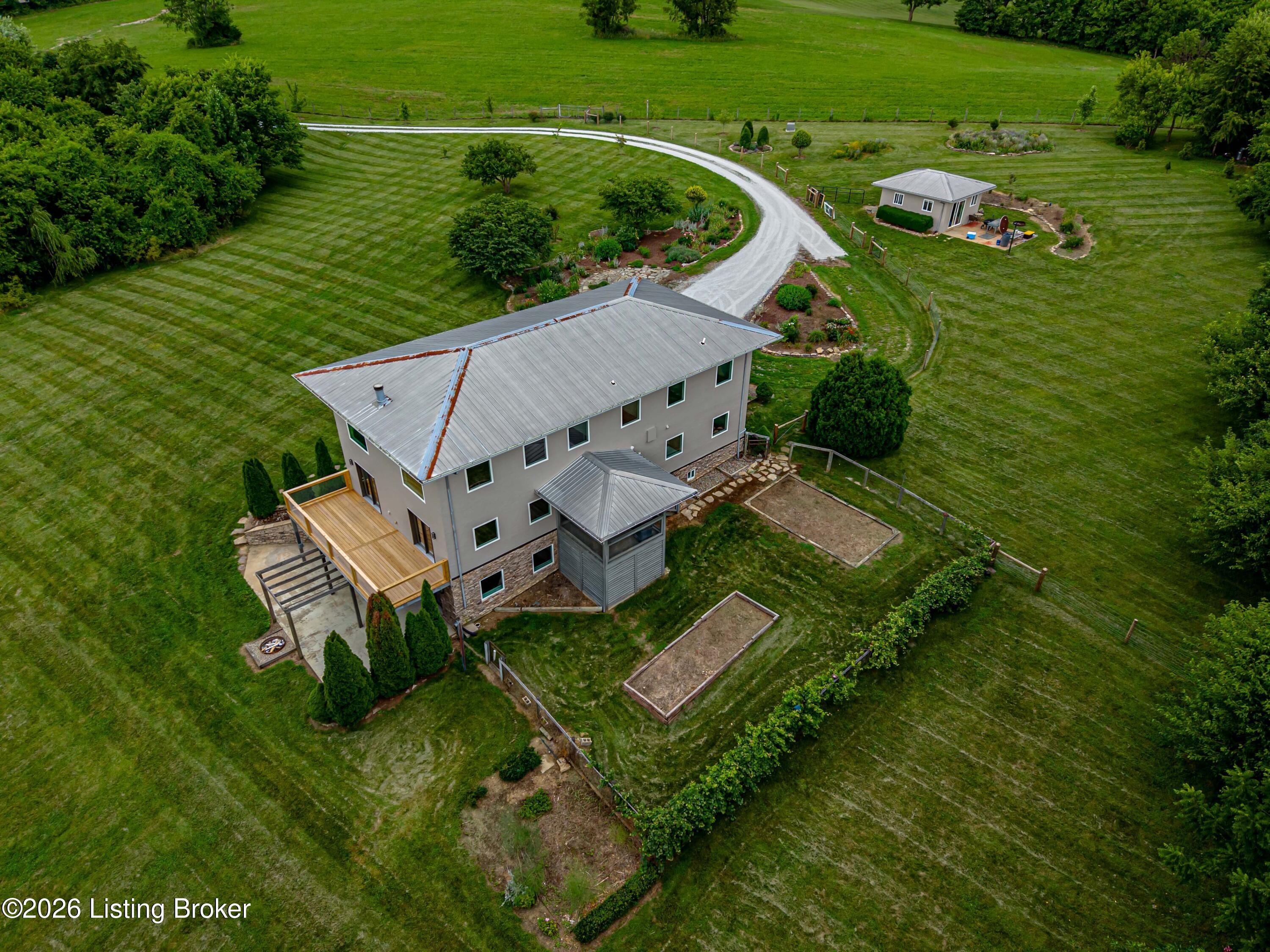 7325 Taylorsville Rd — photo