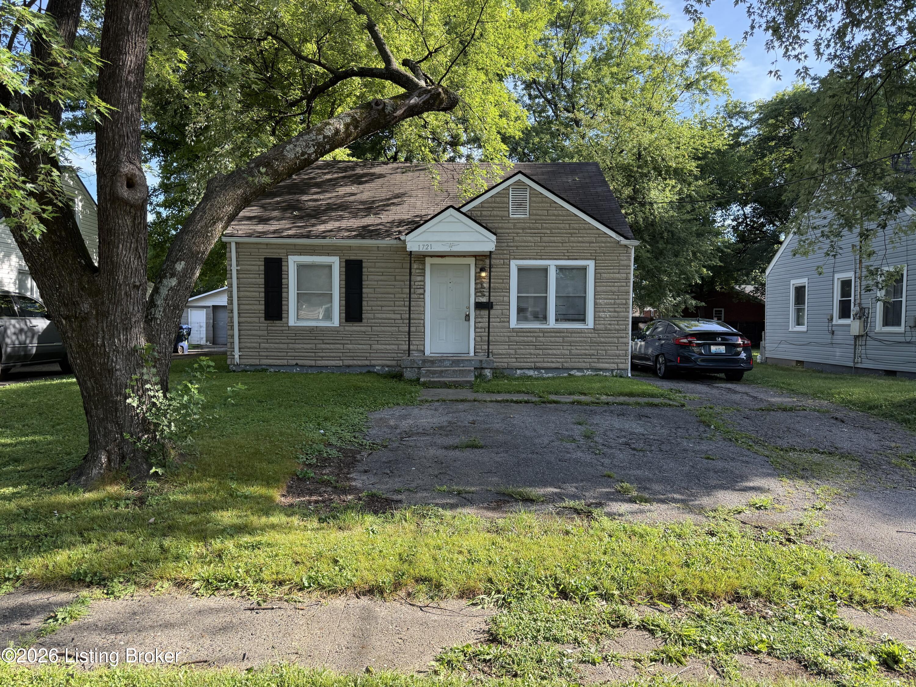 1721 Model Rd — photo