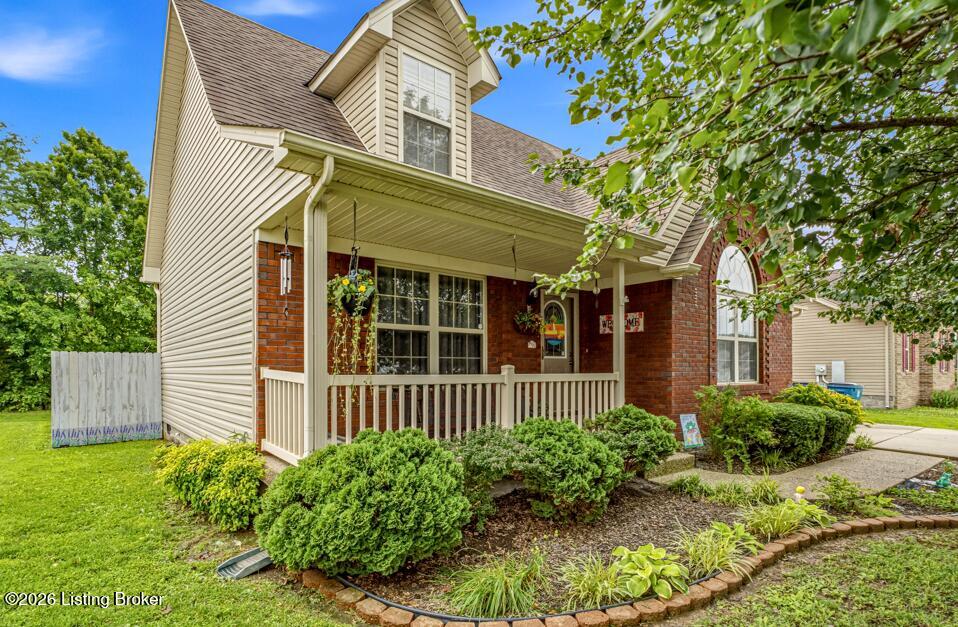 304 Madison Rae Blvd — photo
